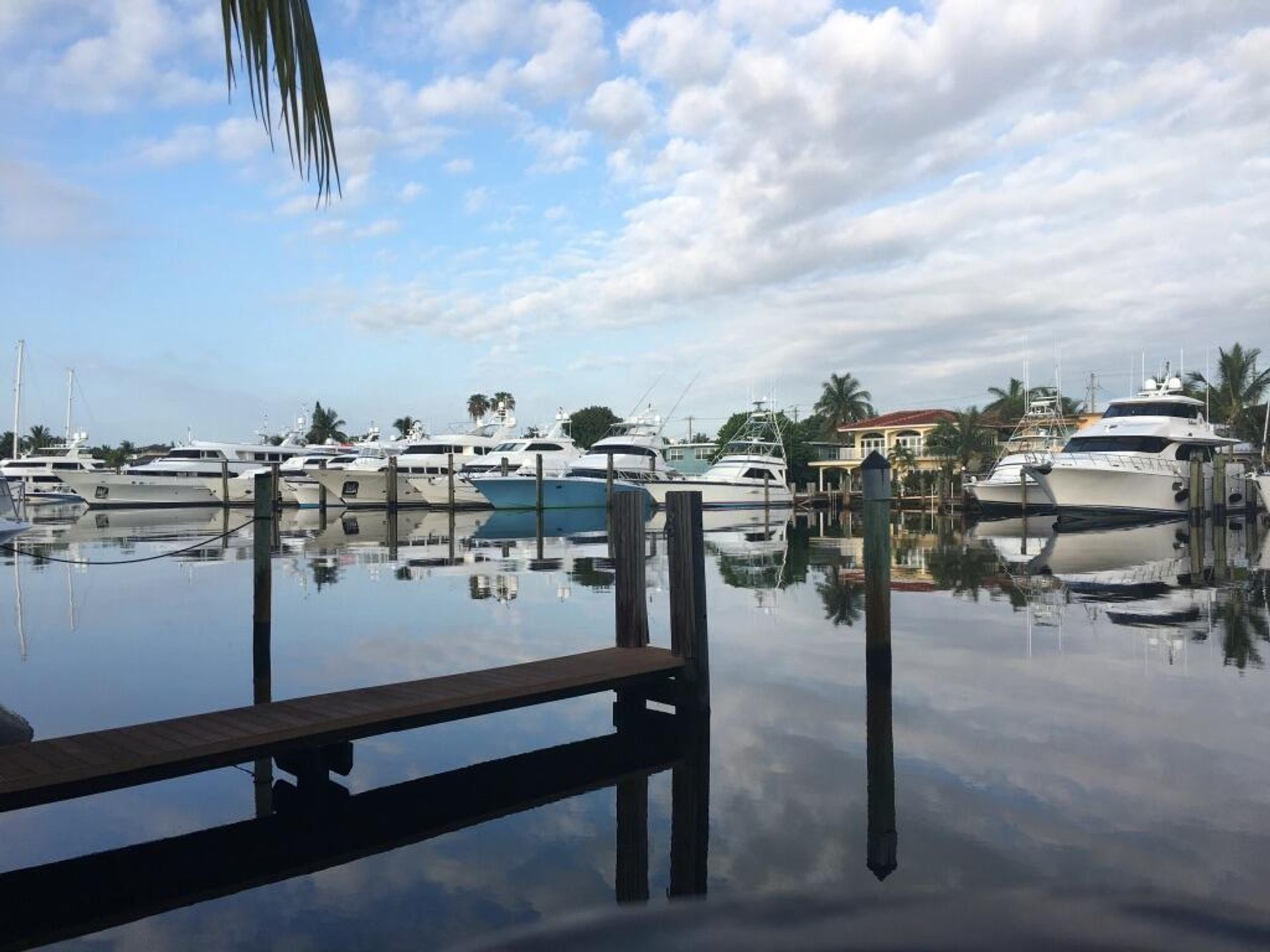 rumah dalam Fort Lauderdale, Florida 11717839