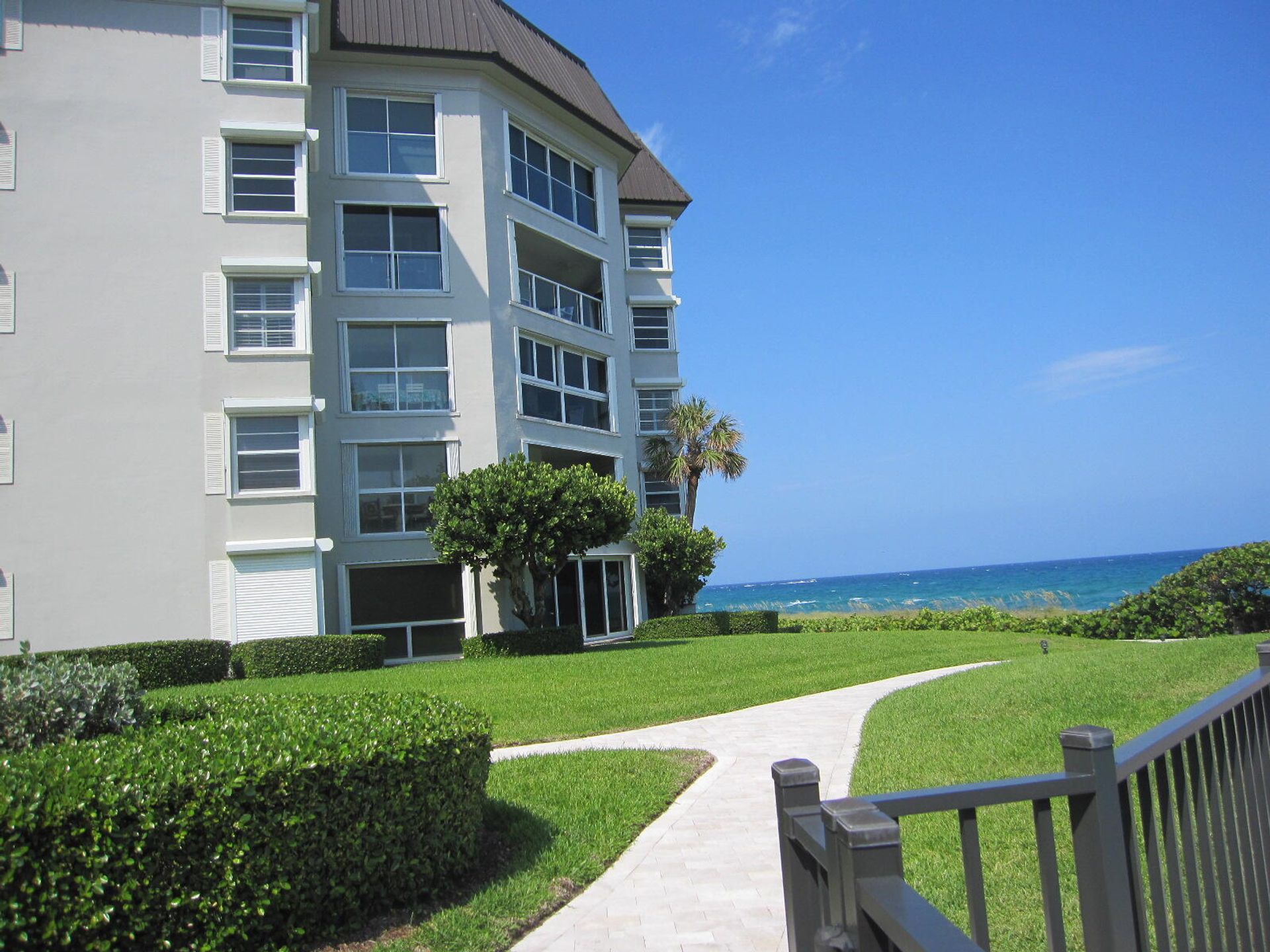 קוֹנדוֹמִינִיוֹן ב Ocean Ridge, Florida 11718962