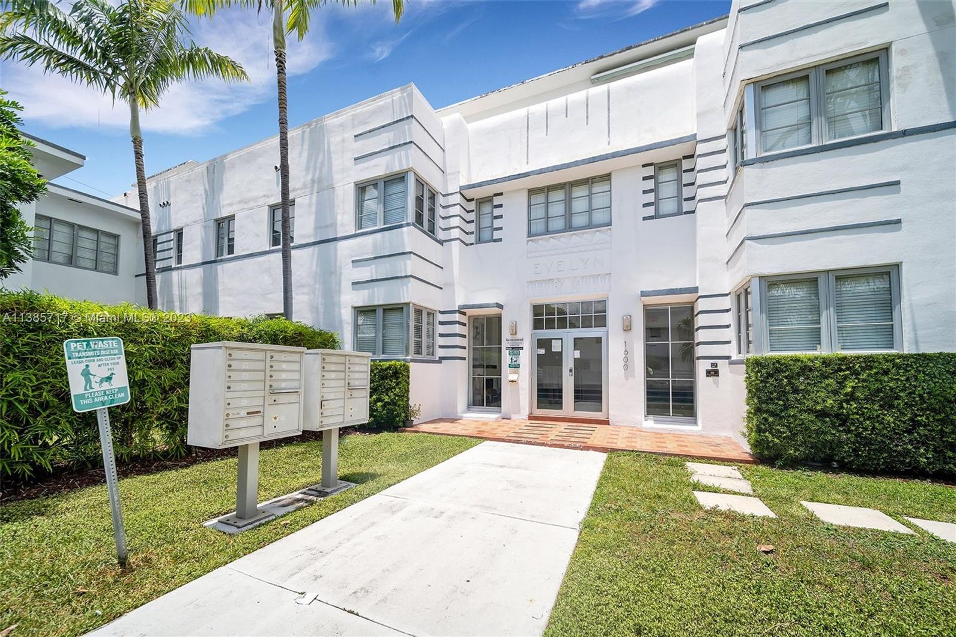 Residential in Miami Beach, Florida 11720362