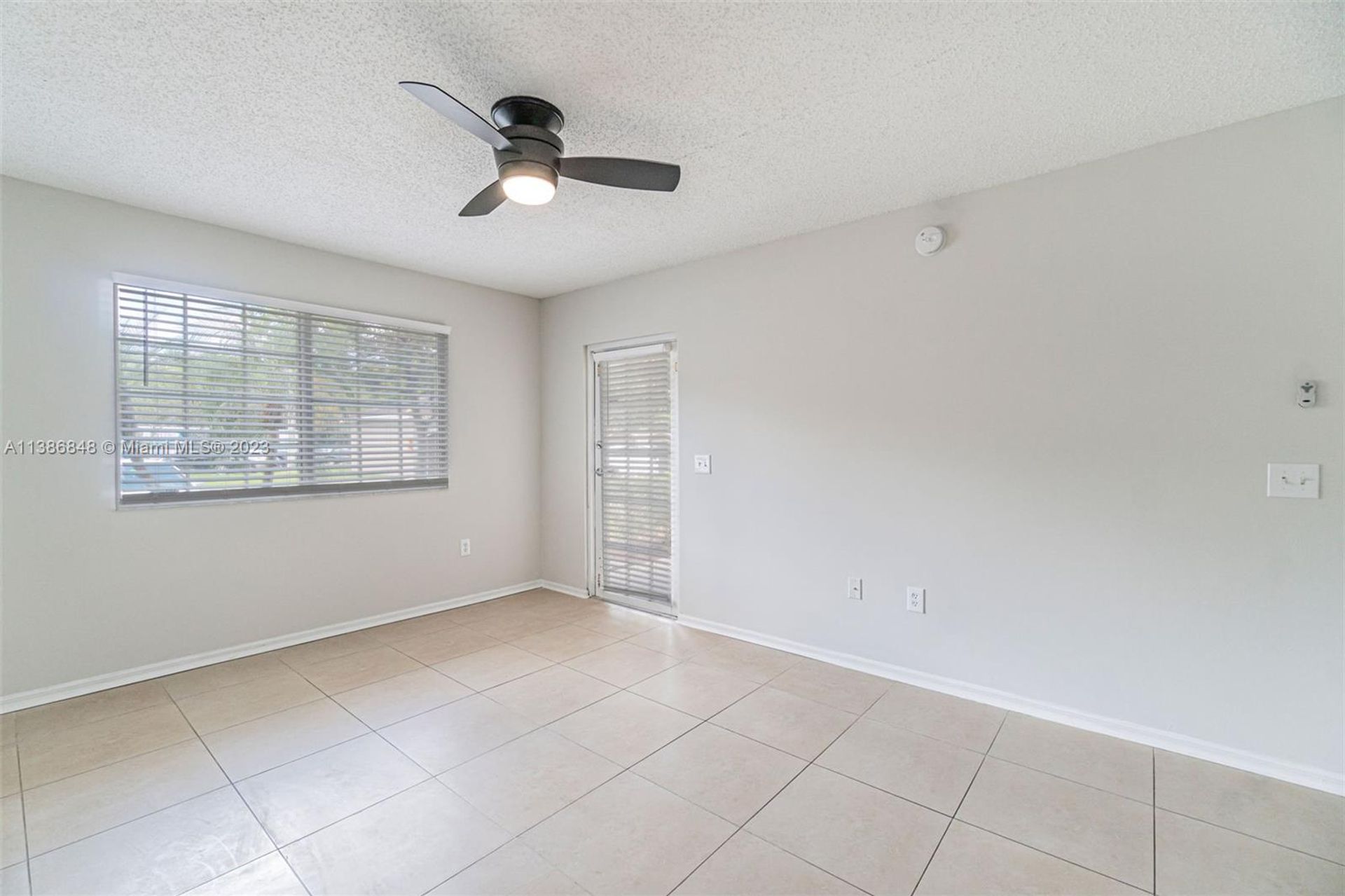 Кондоминиум в Coconut Creek, Florida 11720367