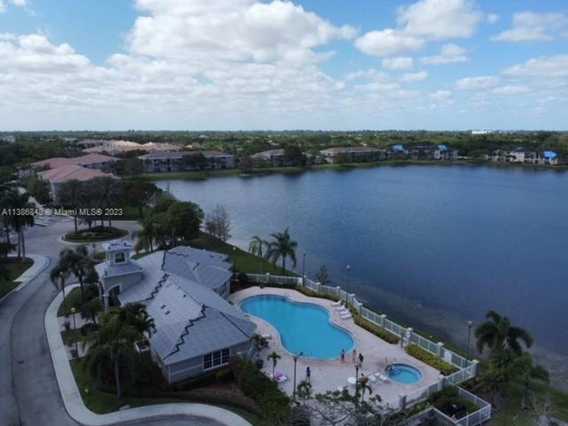 Кондоминиум в Coconut Creek, Florida 11720367