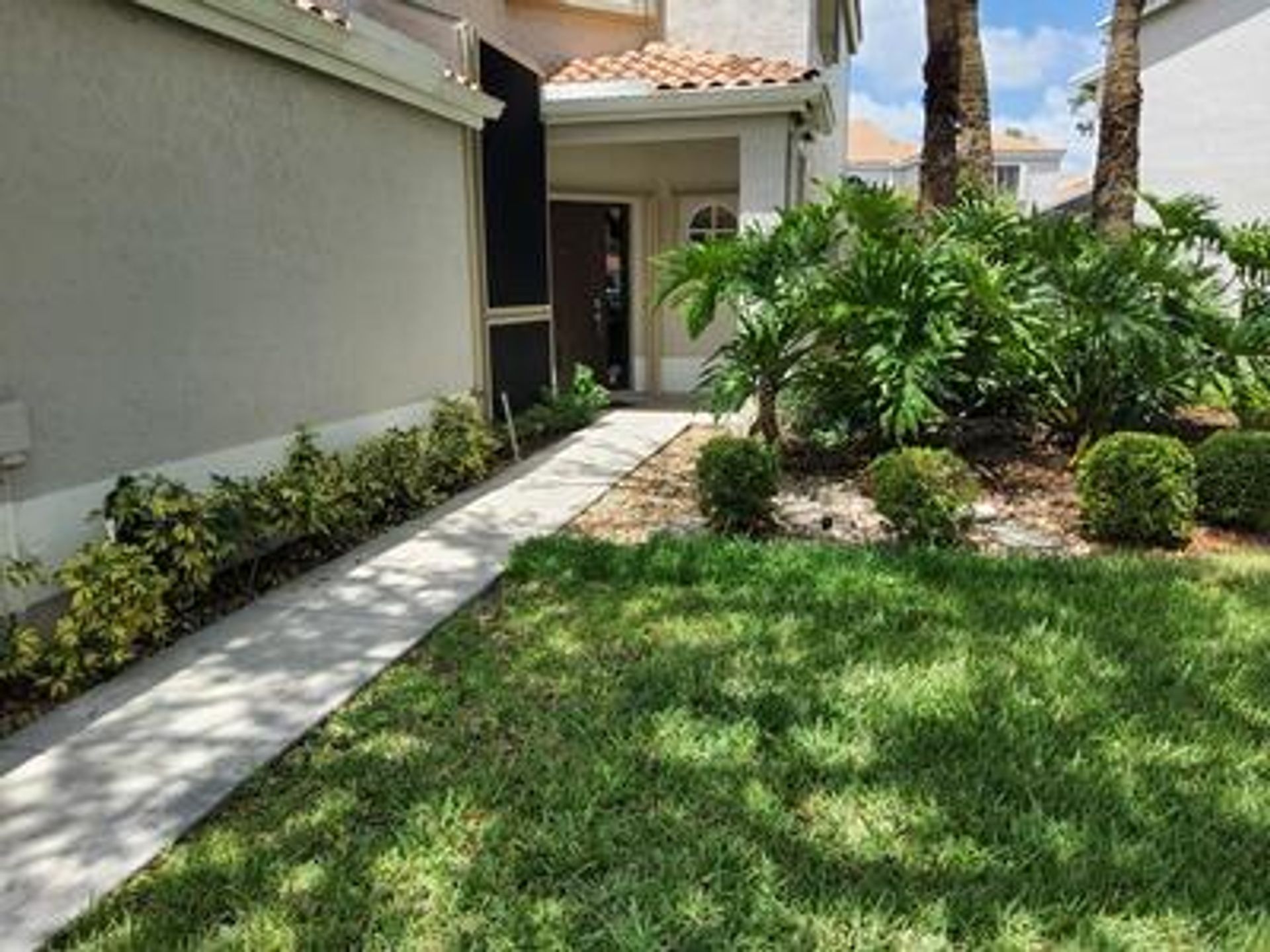 House in Mission Bay, Florida 11720386