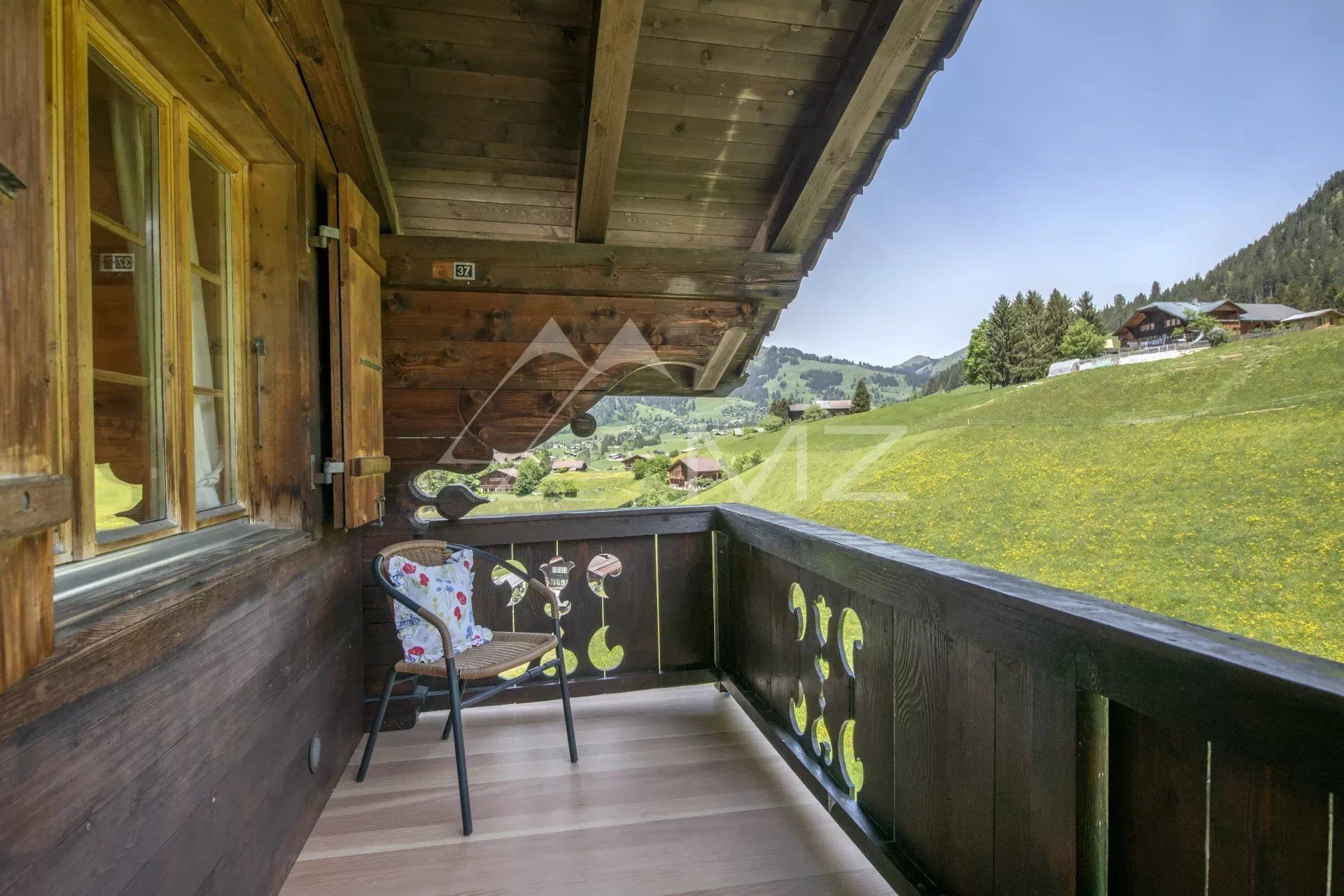 Hus i Gstaad, Verwaltungskreis Obersimmental-Saanen 11720393