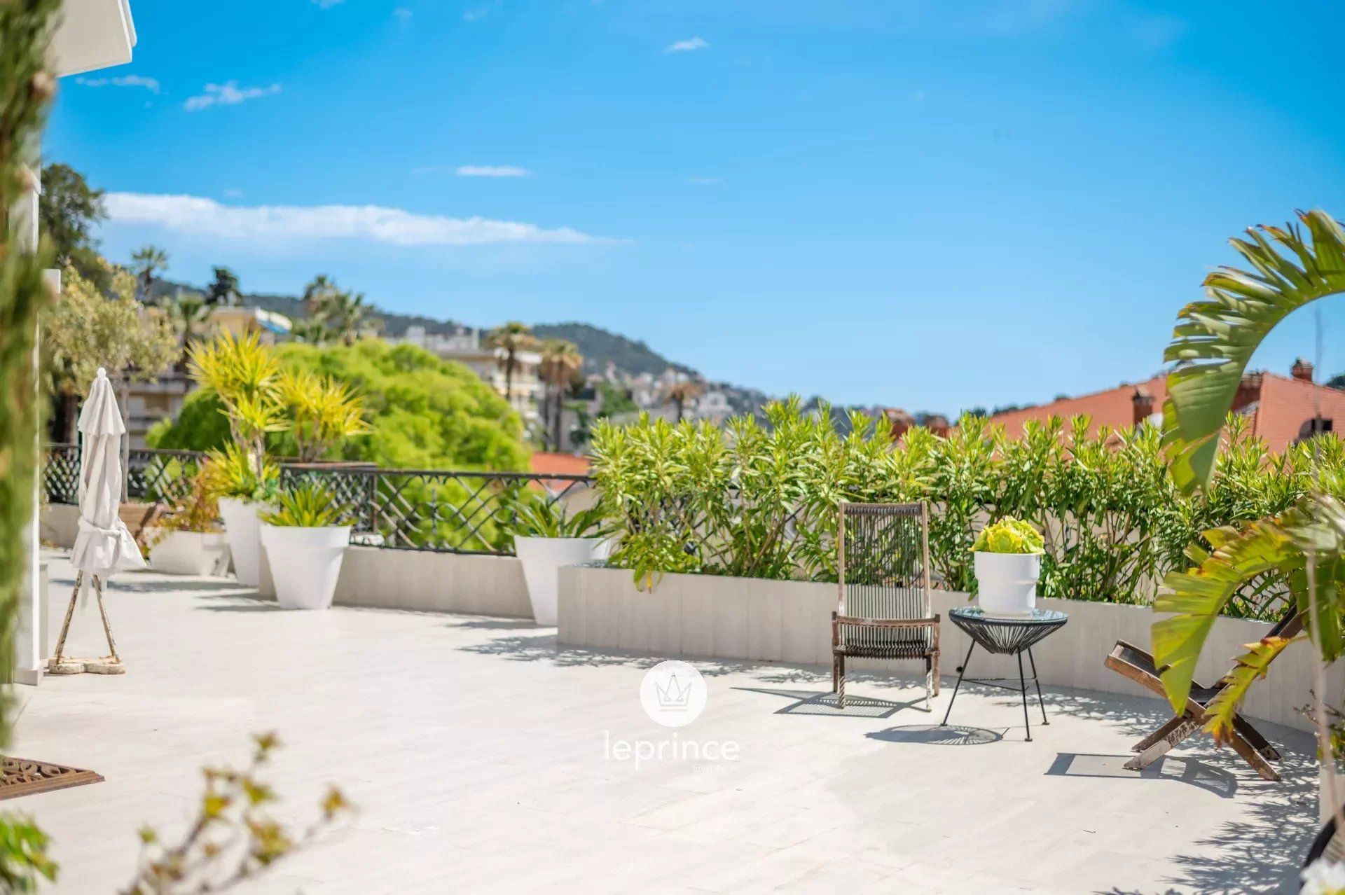 Residential in Nice, Alpes-Maritimes 11720398