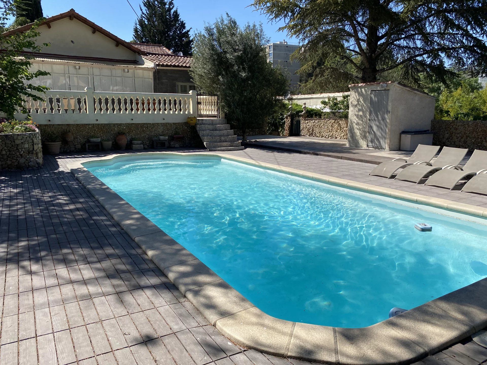 rumah dalam Aubagne, Provence-Alpes-Cote d'Azur 11720442