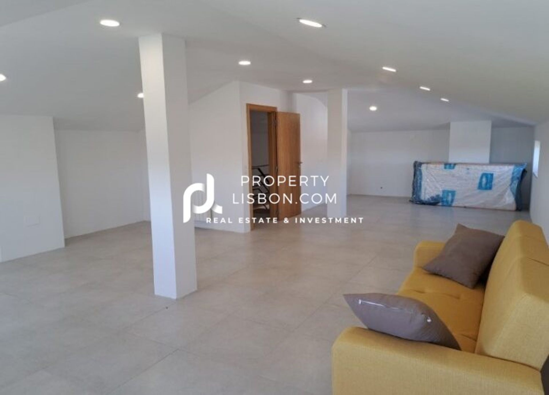 House in Usseira, Leiria 11720611