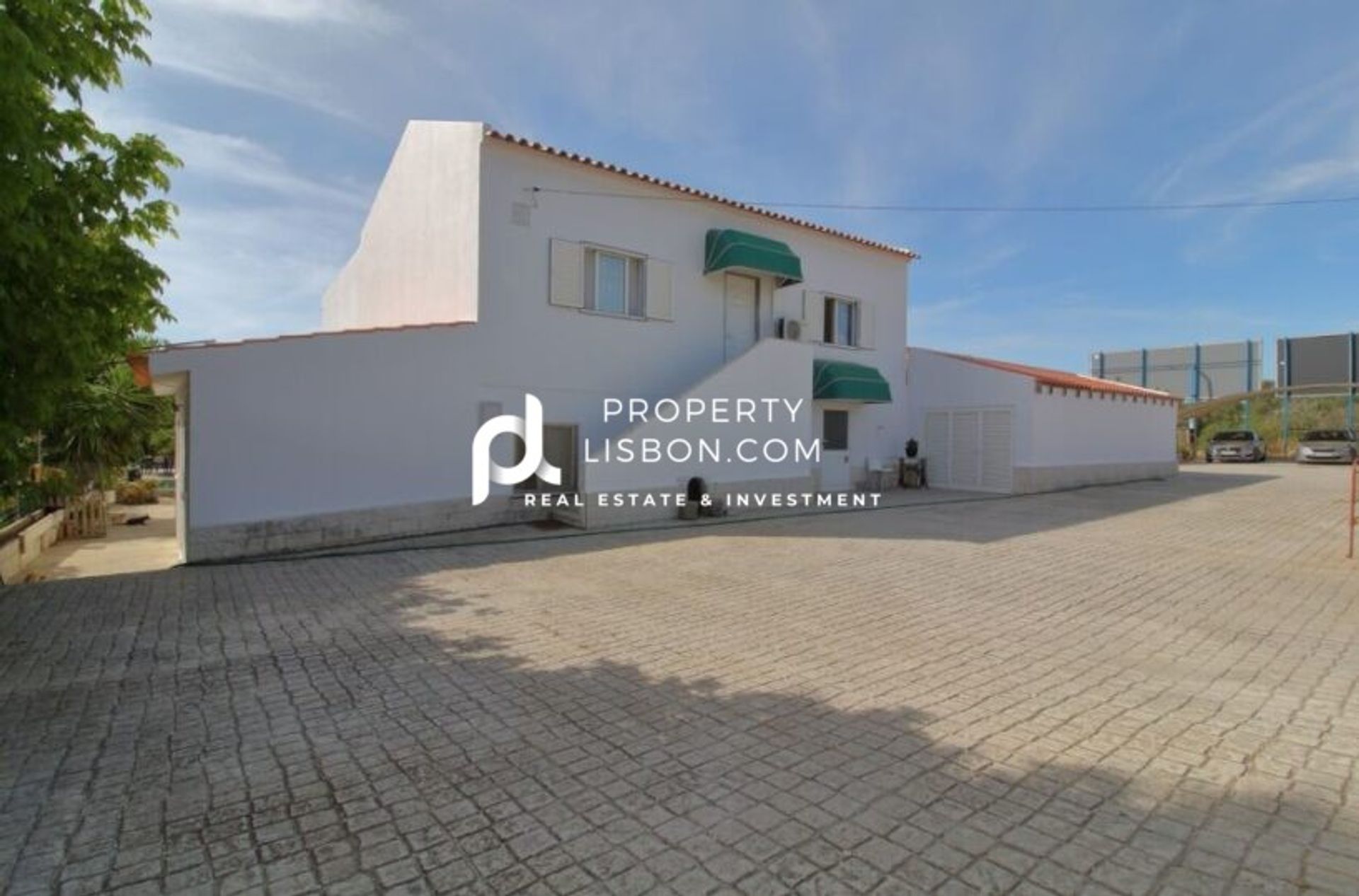 Condominium in Mexilhoeira Grande, Faro 11720629