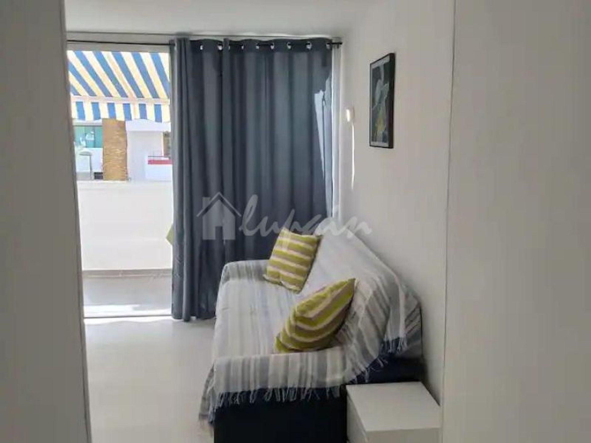 Condominium in Arona, Canarias 11720673