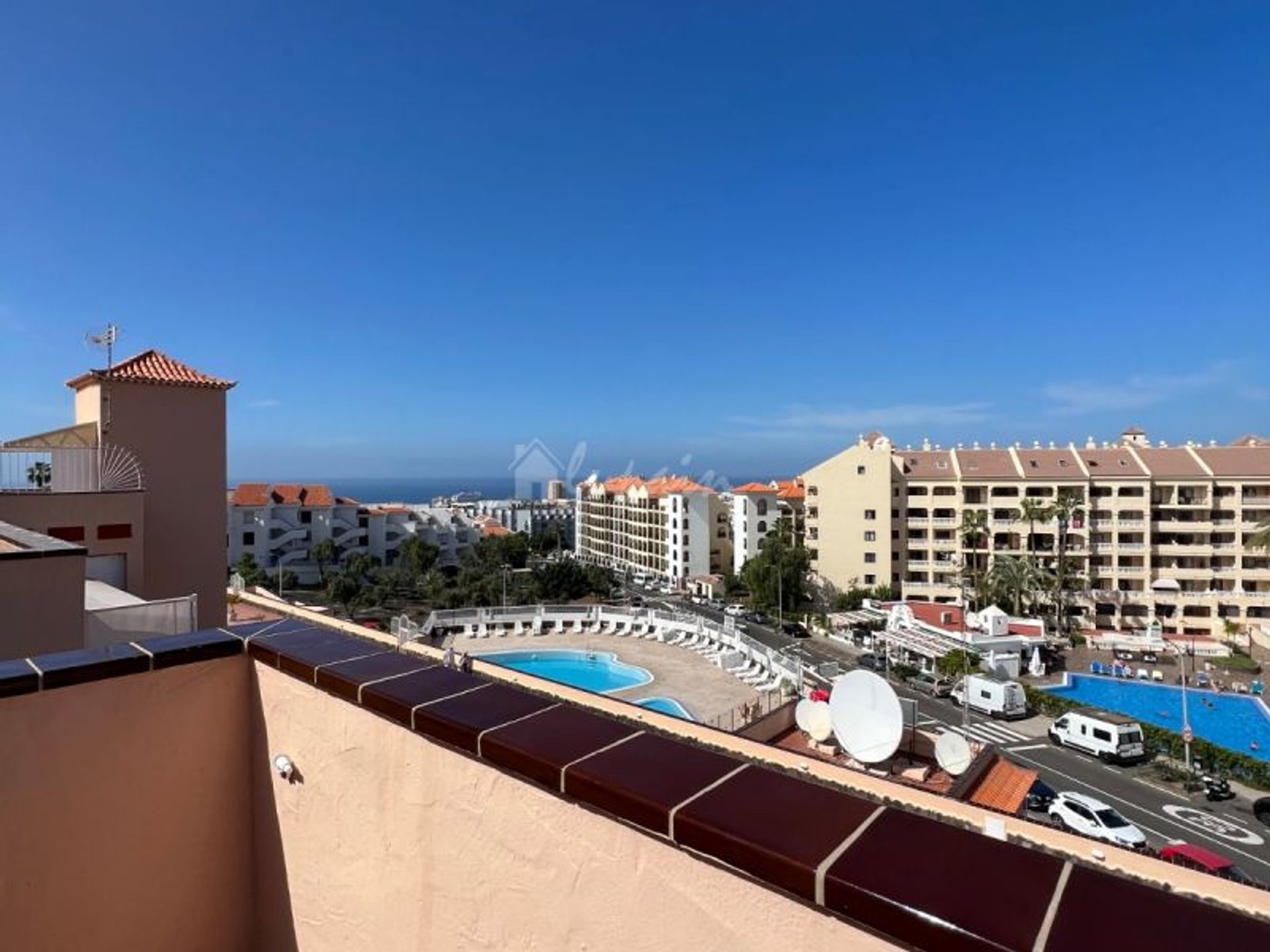 Condominium dans Los Cristianos, les îles Canaries 11720686