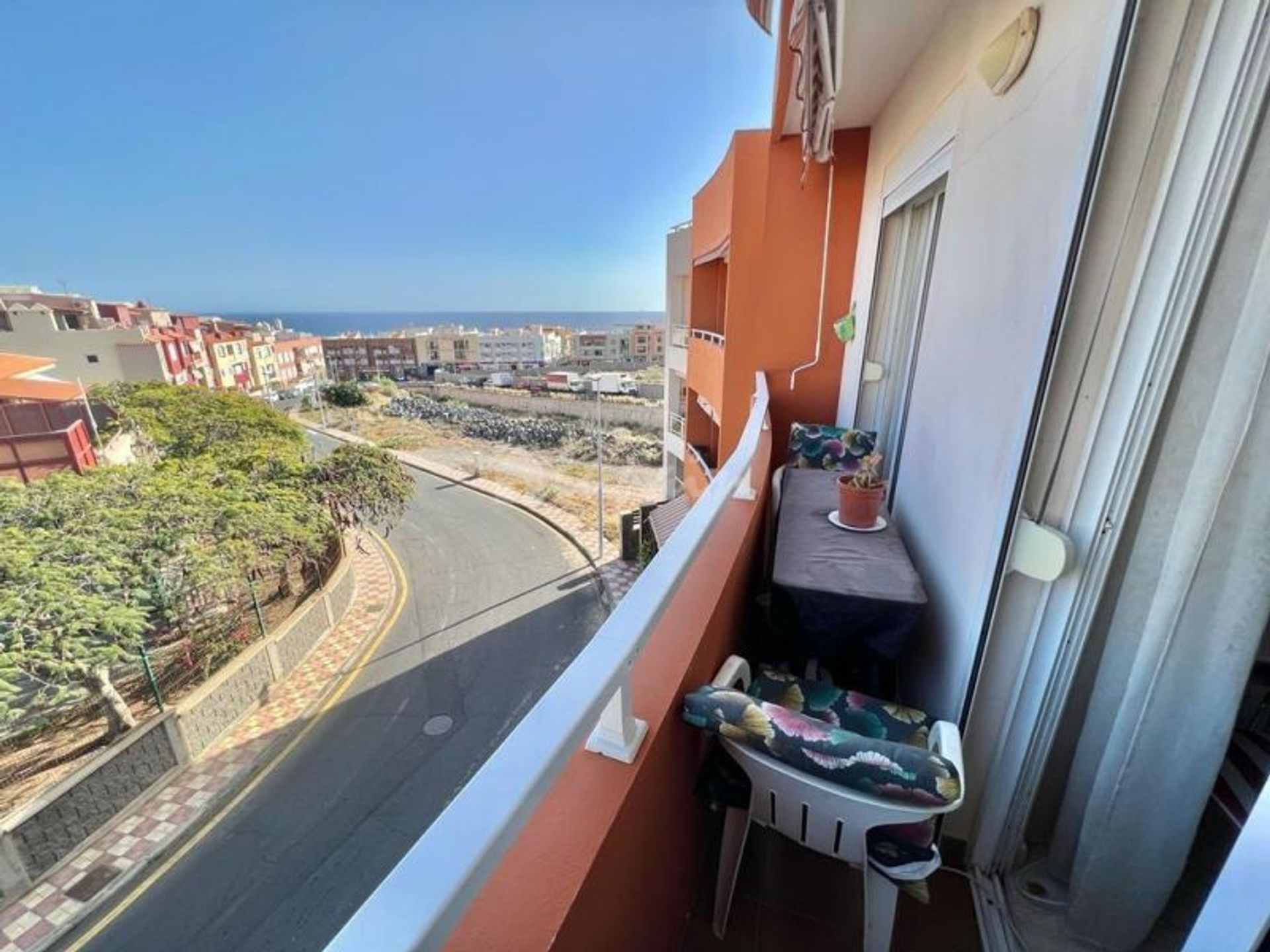 Condominium in Guía de Isora, Canarias 11720719