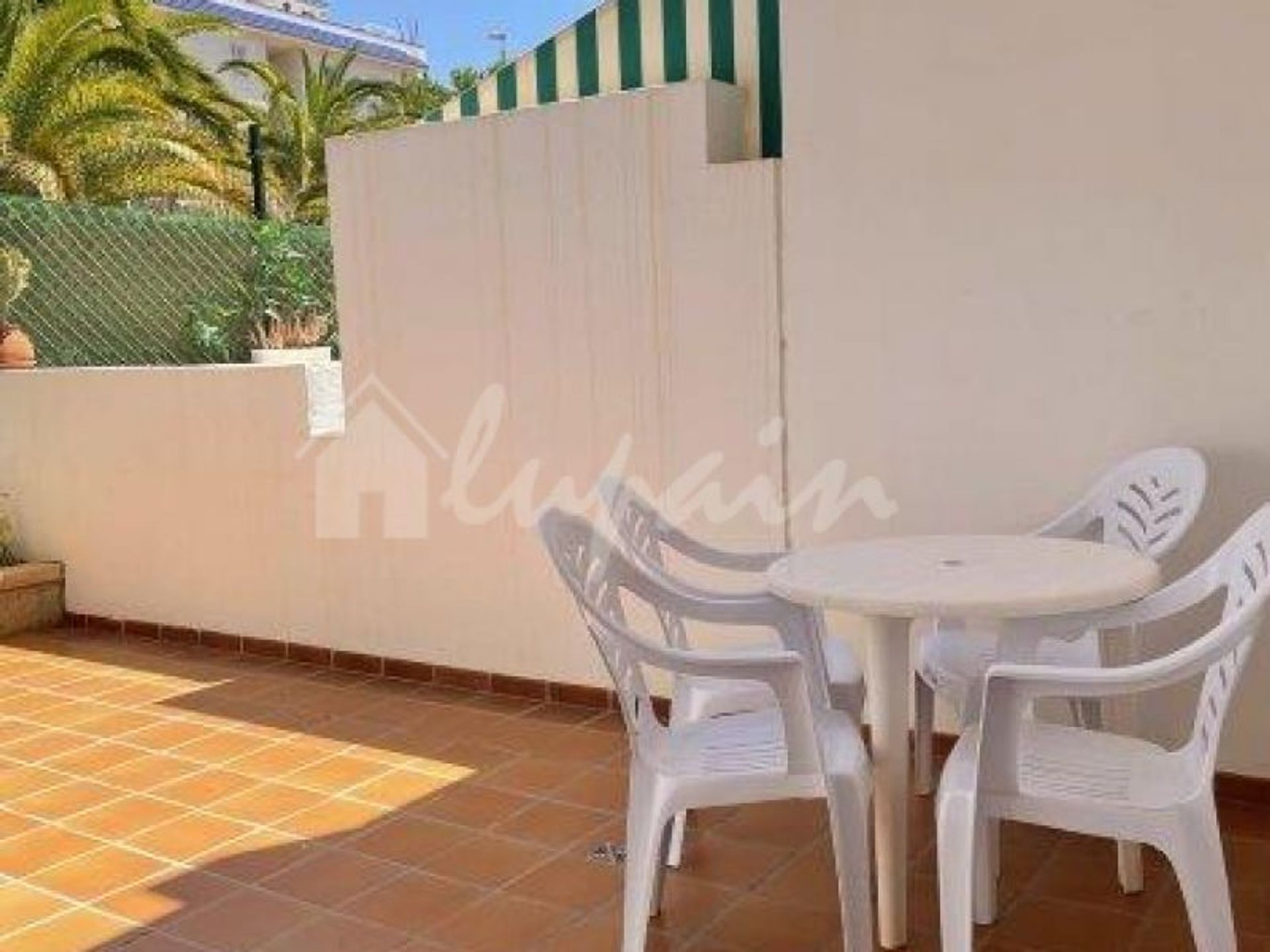 Condominium in Arona, Canarias 11720726