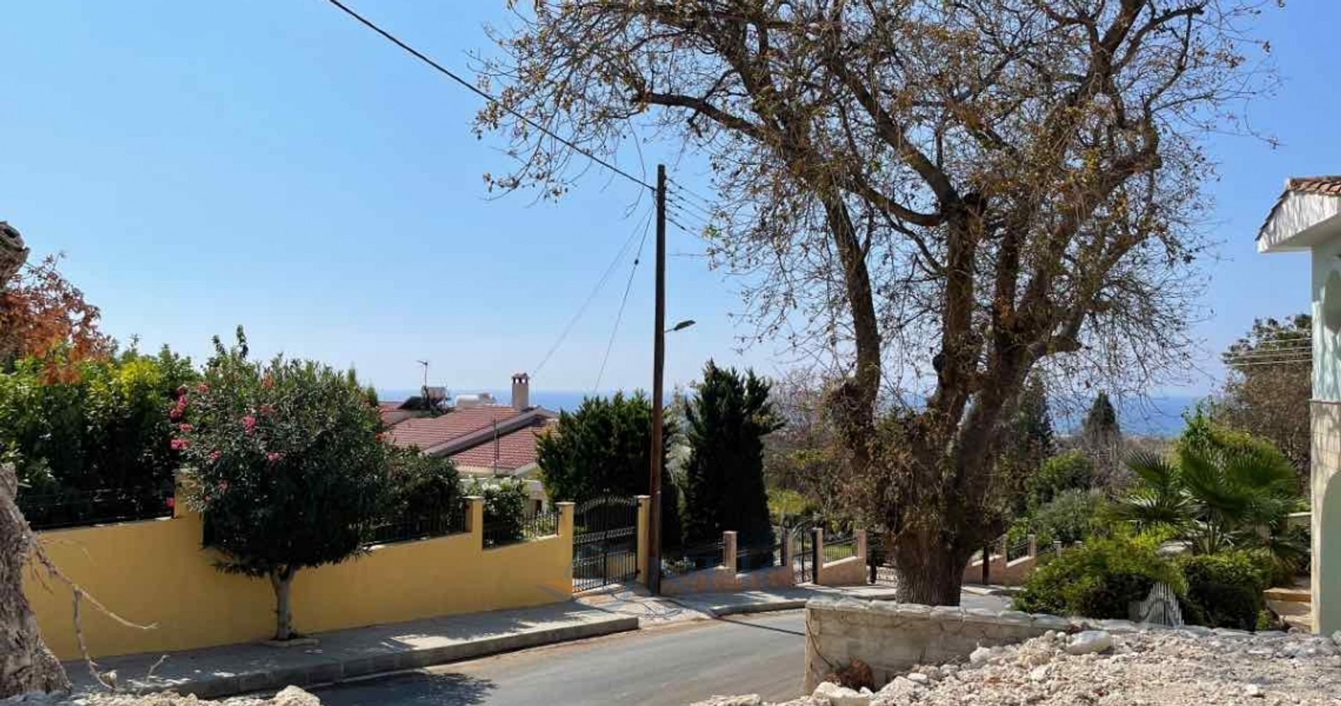 Tierra en cloracas, Pafos 11720862