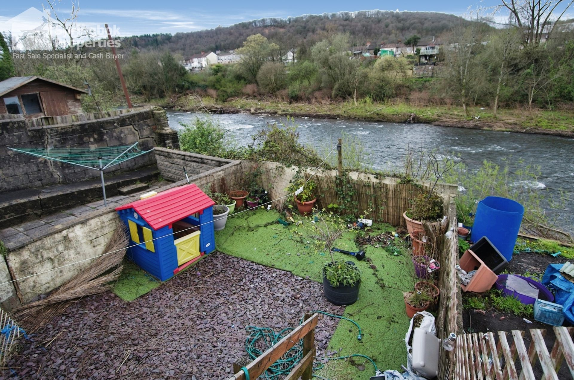 жилой дом в , Wales 11721669