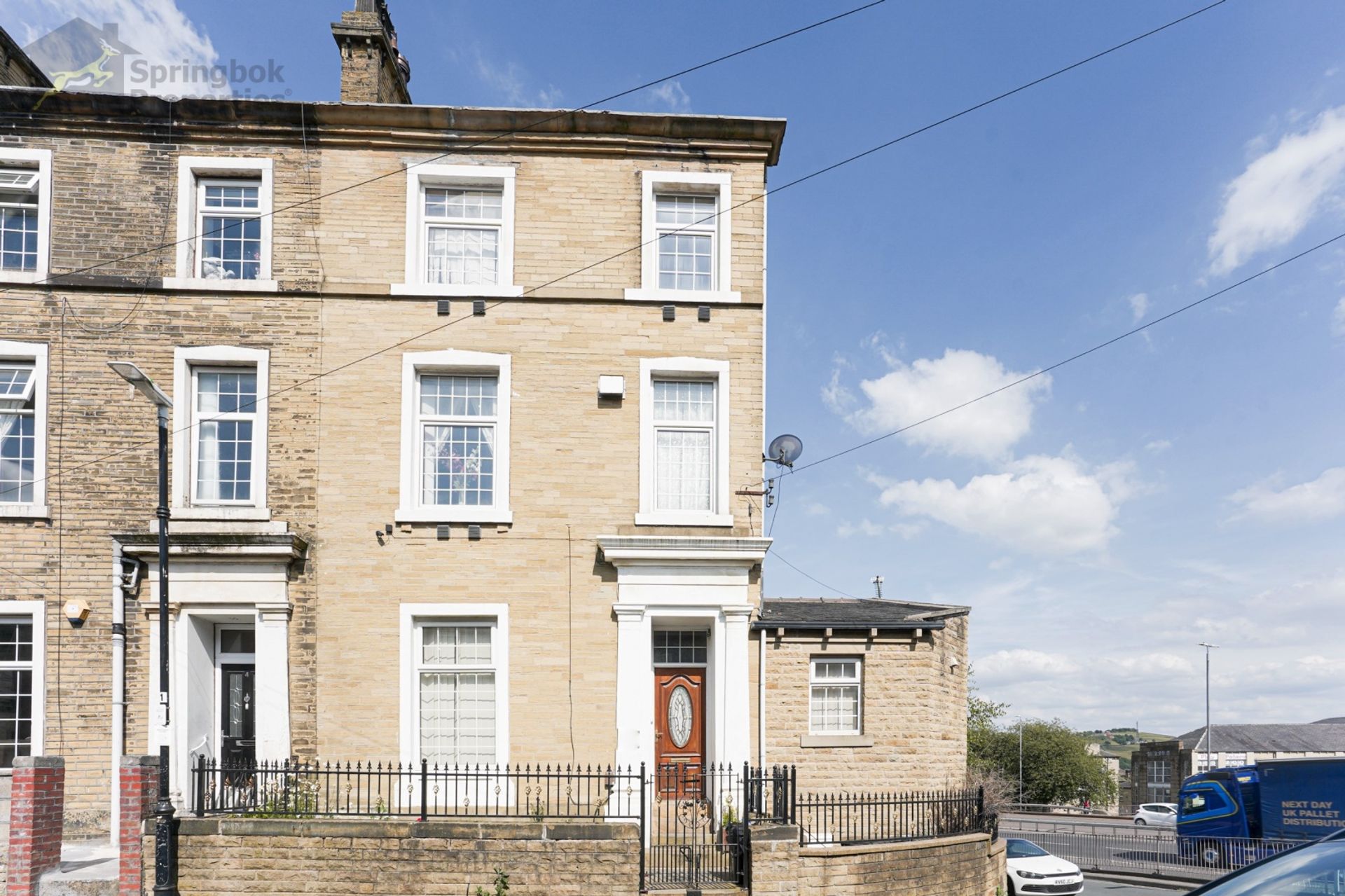 House in Halifax, Calderdale 11721688