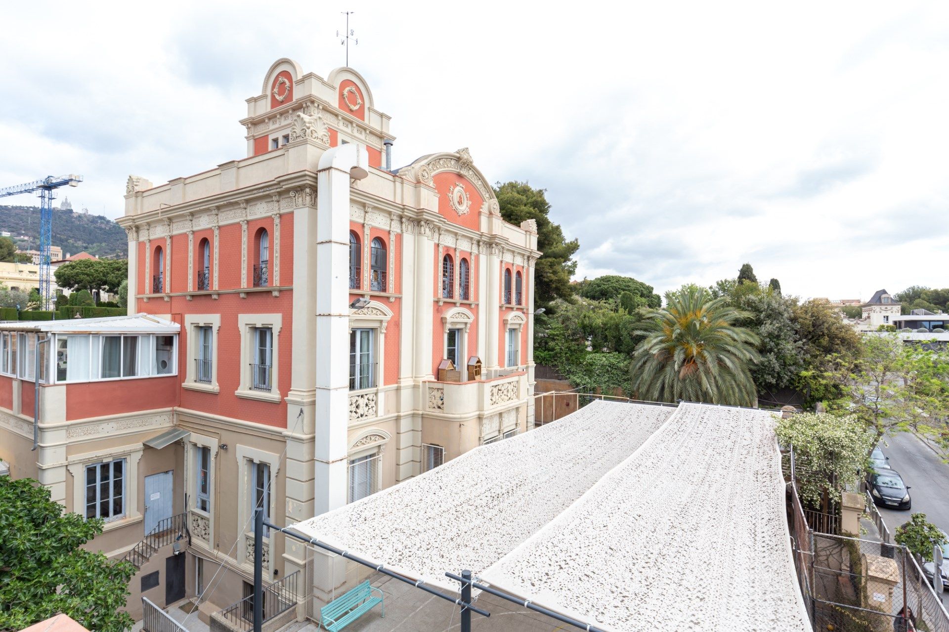 rumah dalam Barcelona, Catalunya 11722100