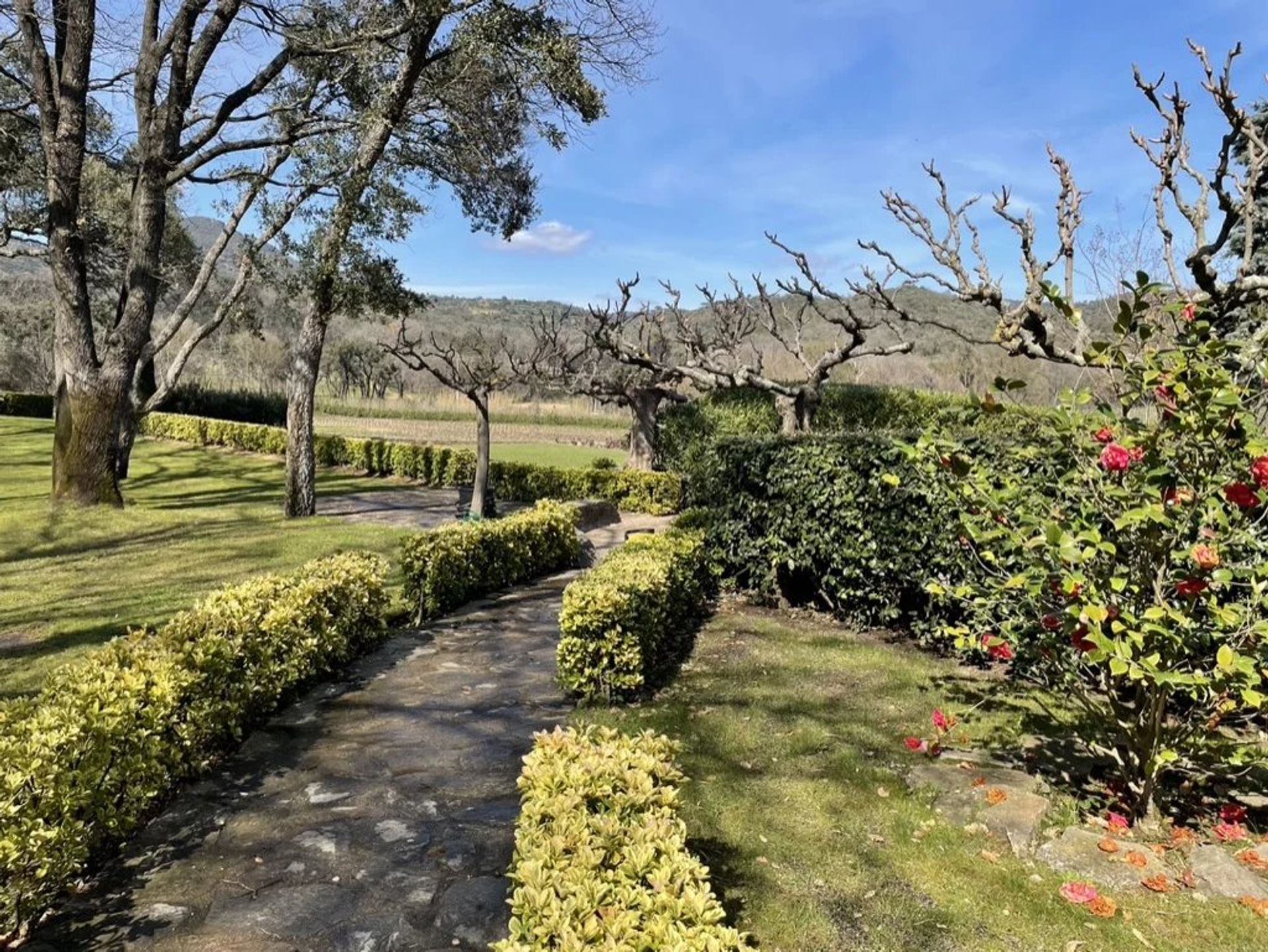 Hus i Grimaud, Provence-Alpes-Côte d'Azur 11722169