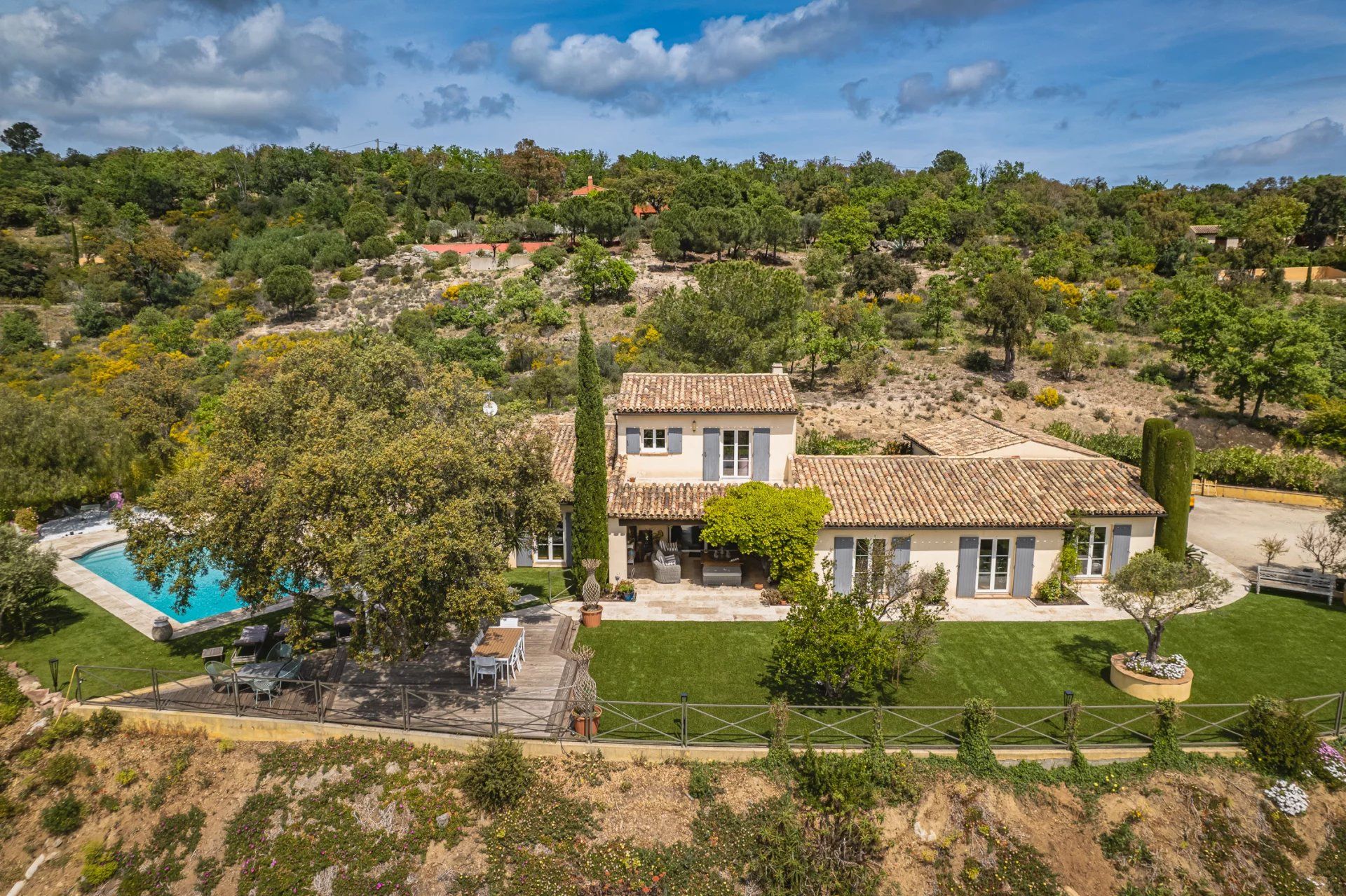 Huis in Le Plan-de-la-Tour, Provence-Alpes-Côte d'Azur 11722174