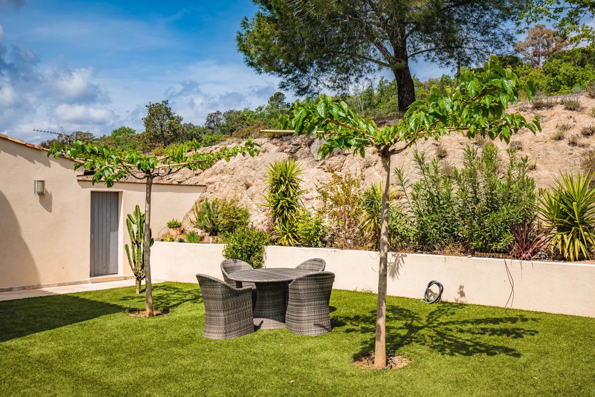 Hus i Le Plan-de-la-Tour, Provence-Alpes-Côte d'Azur 11722174