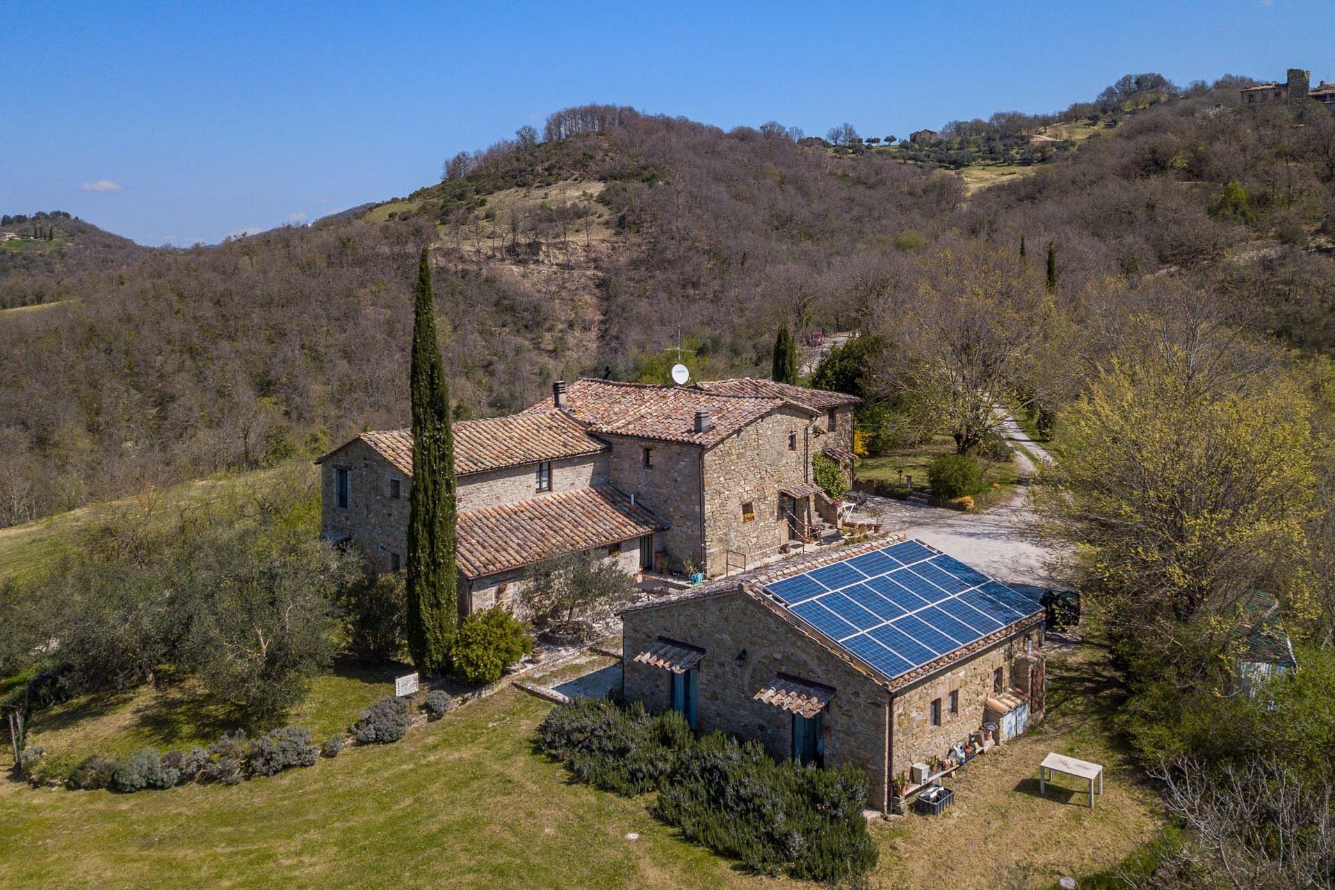 rumah dalam Montefalco, Umbria 11722181