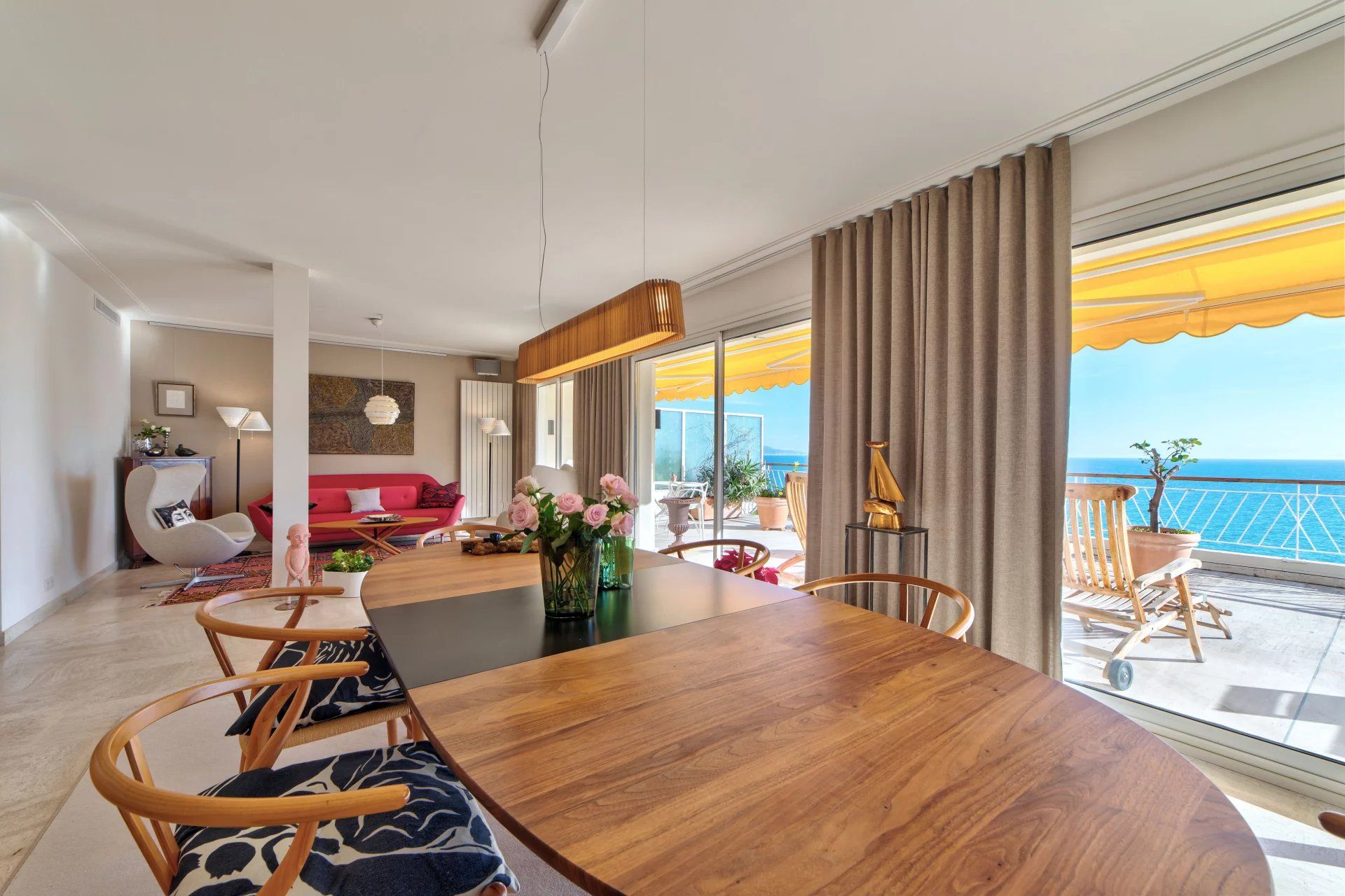 Condominium in Roquebrune-Cap-Martin, Provence-Alpes-Côte d'Azur 11722217