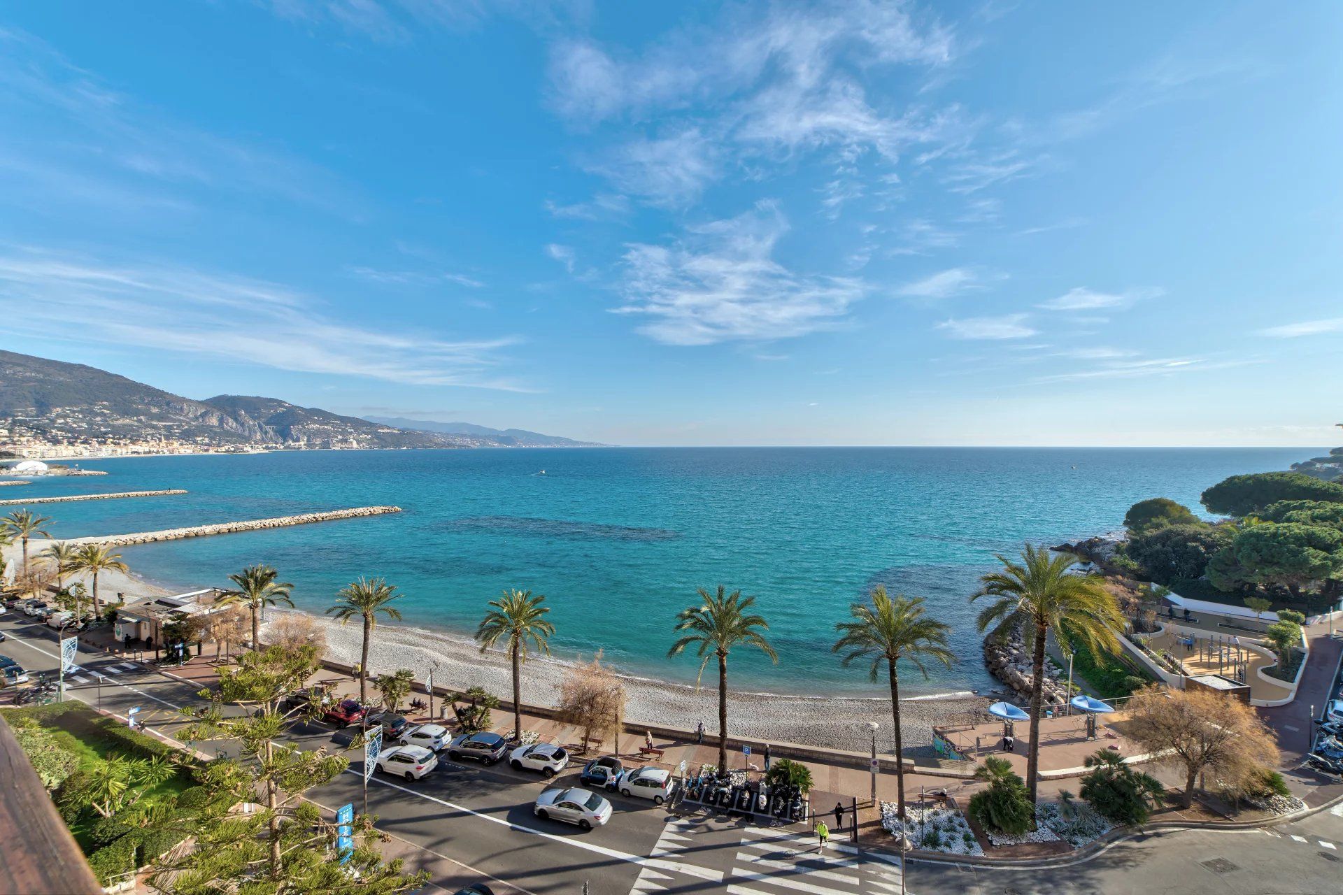 Eigentumswohnung im Roquebrune, Provence-Alpes-Côte d'Azur 11722217