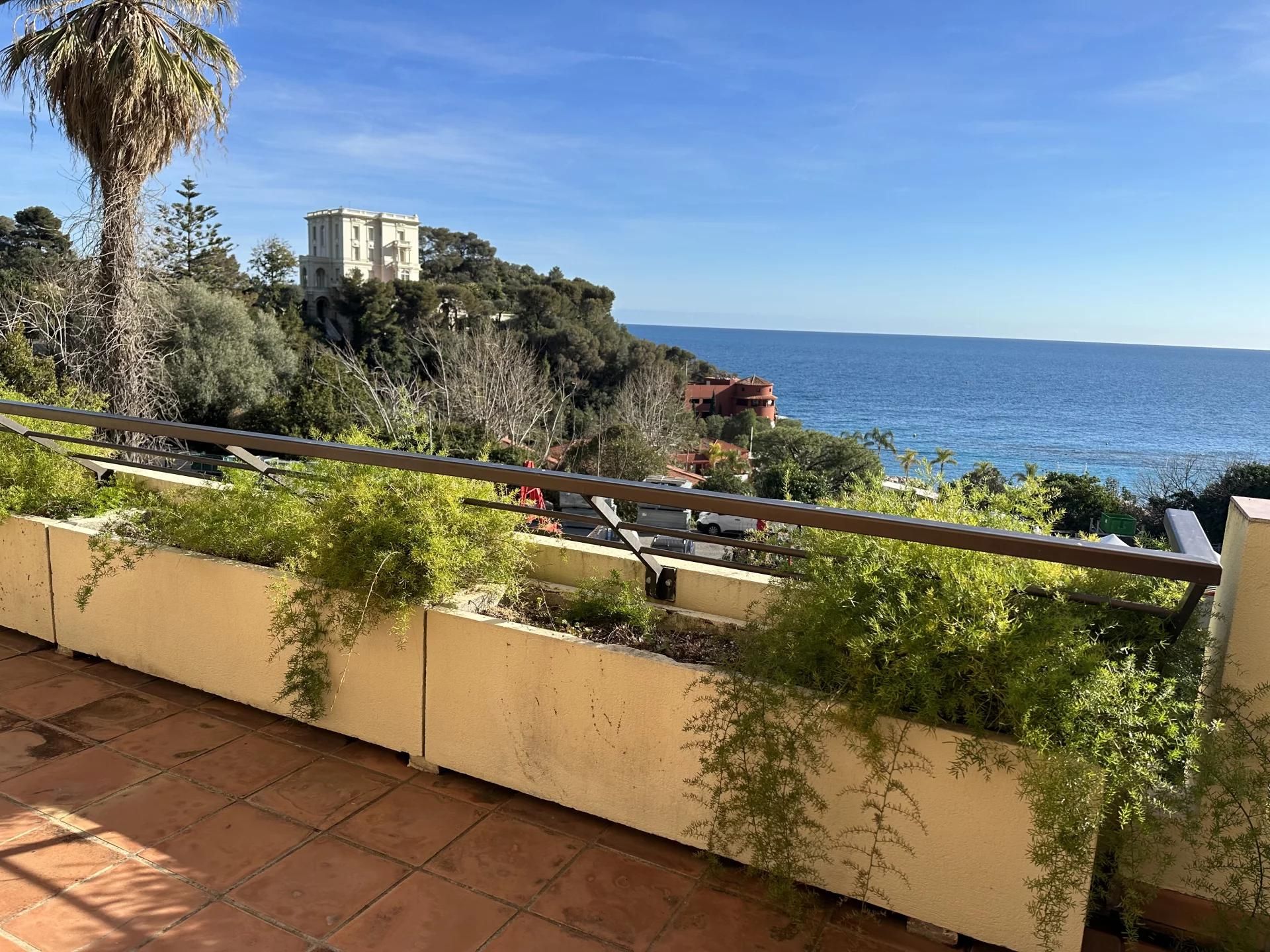 Condominio nel Roquebrune-Cap-Martin, Provence-Alpes-Côte d'Azur 11722223