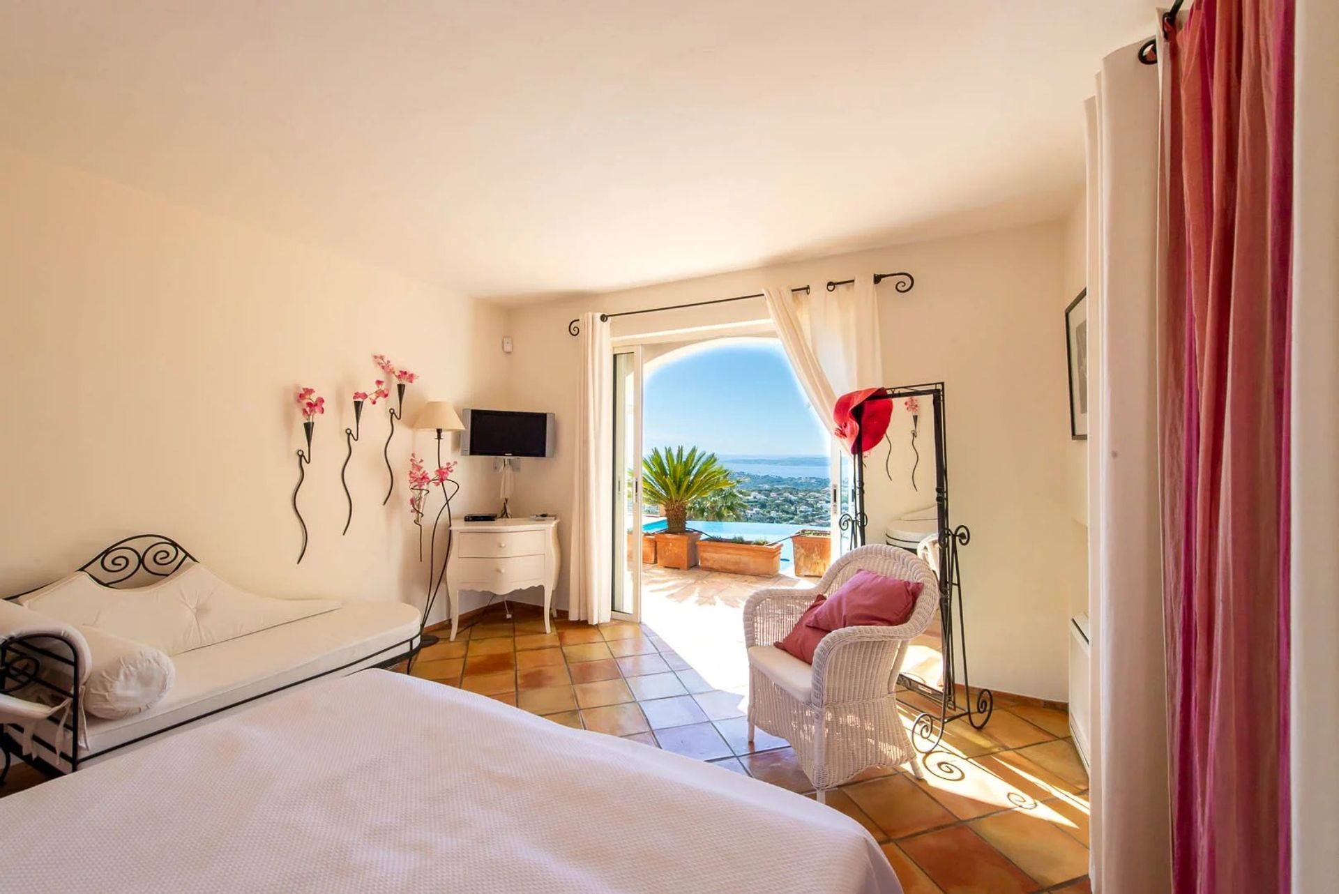 Huis in Sainte-Maxime, Provence-Alpes-Côte d'Azur 11722252