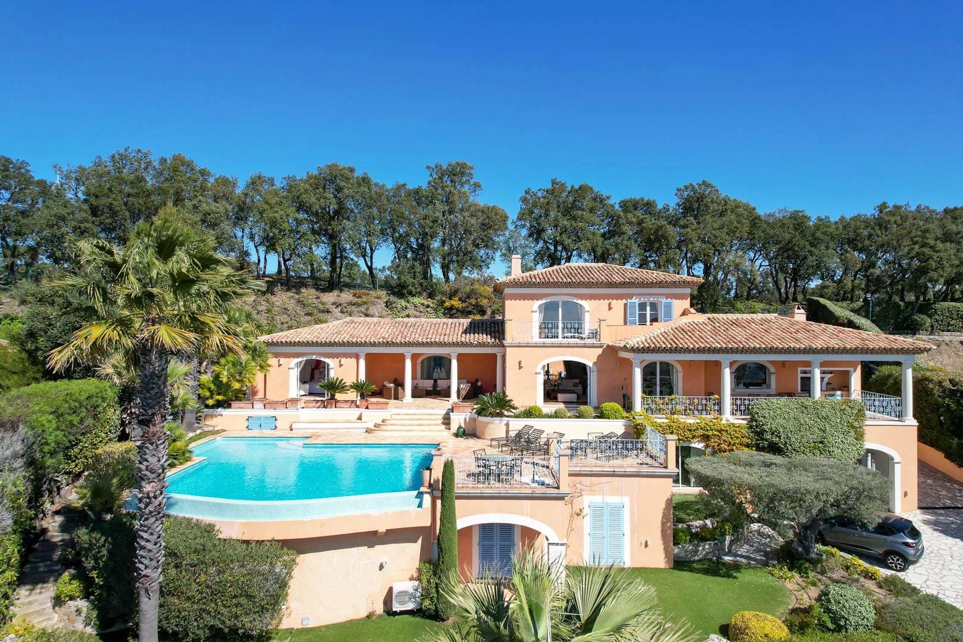 Huis in Sainte-Maxime, Provence-Alpes-Côte d'Azur 11722252