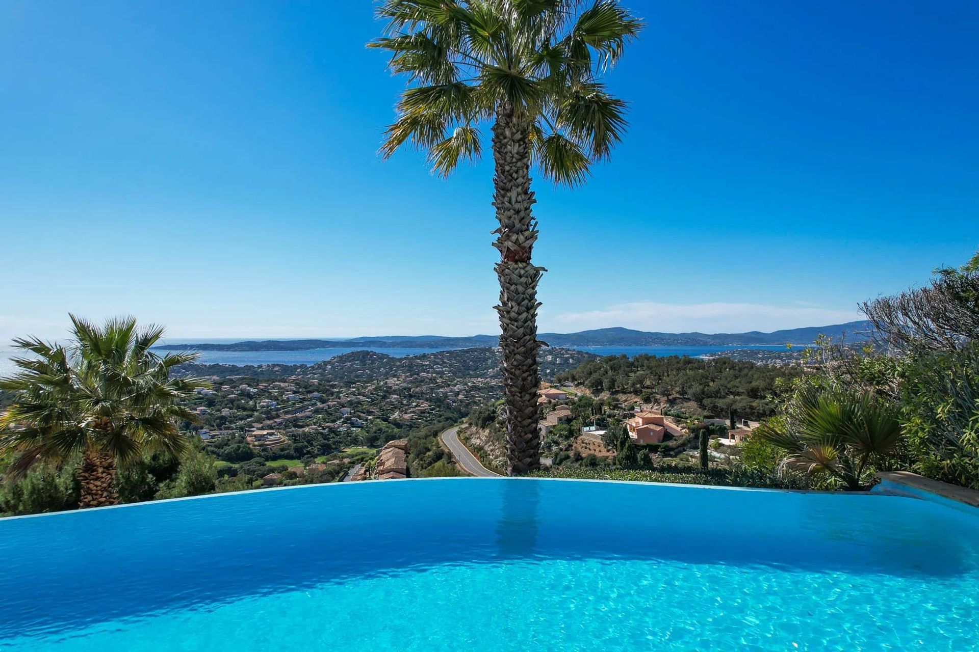 Huis in Sainte-Maxime, Provence-Alpes-Côte d'Azur 11722252