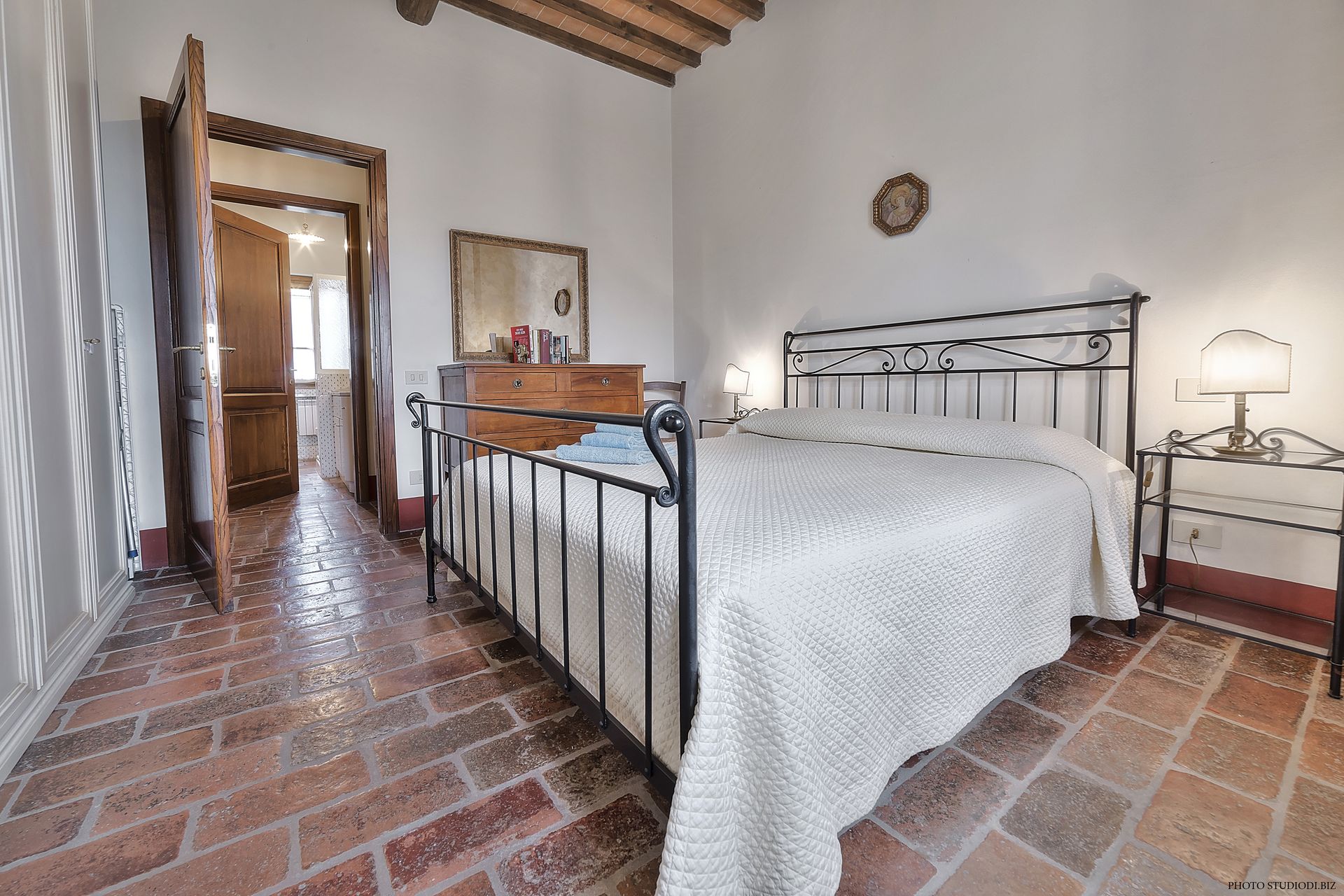 Condominium in Peretola, Tuscany 11723992