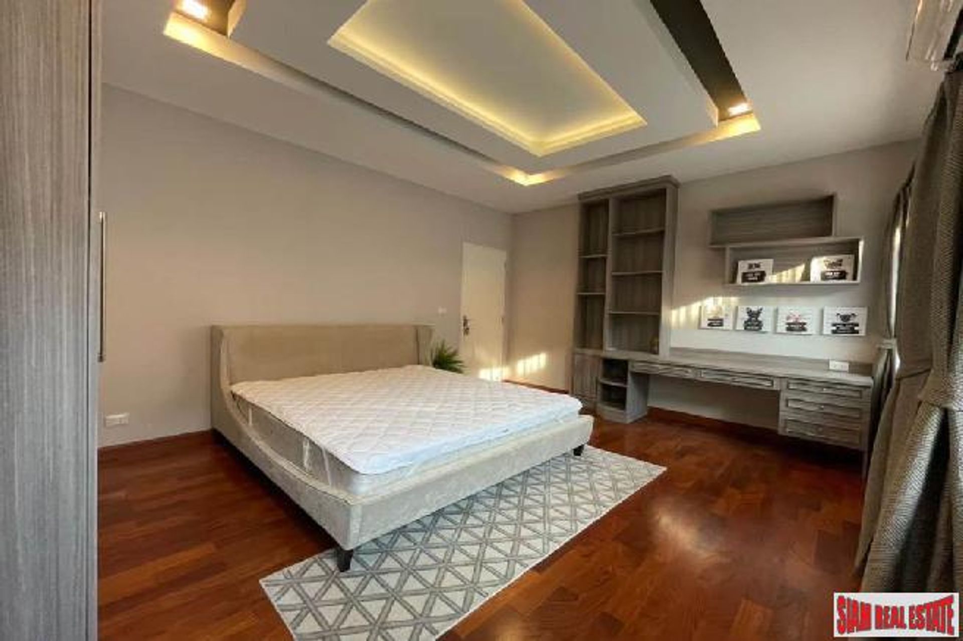 Hus i , Bangkok 11724474