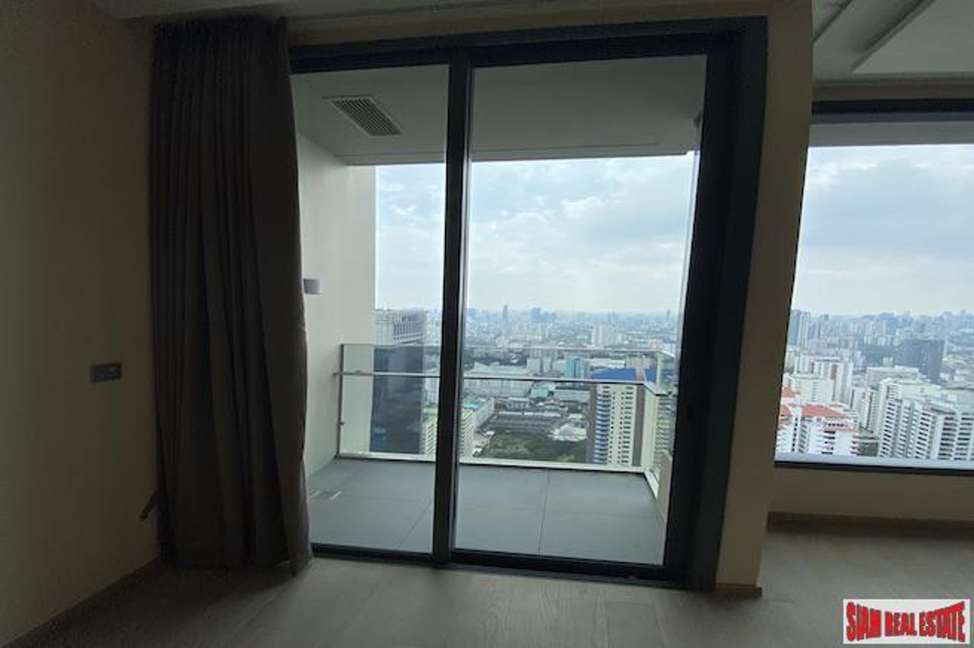 Condominio nel Ban Na canzone, Krung Thep Maha Nakhon 11725128