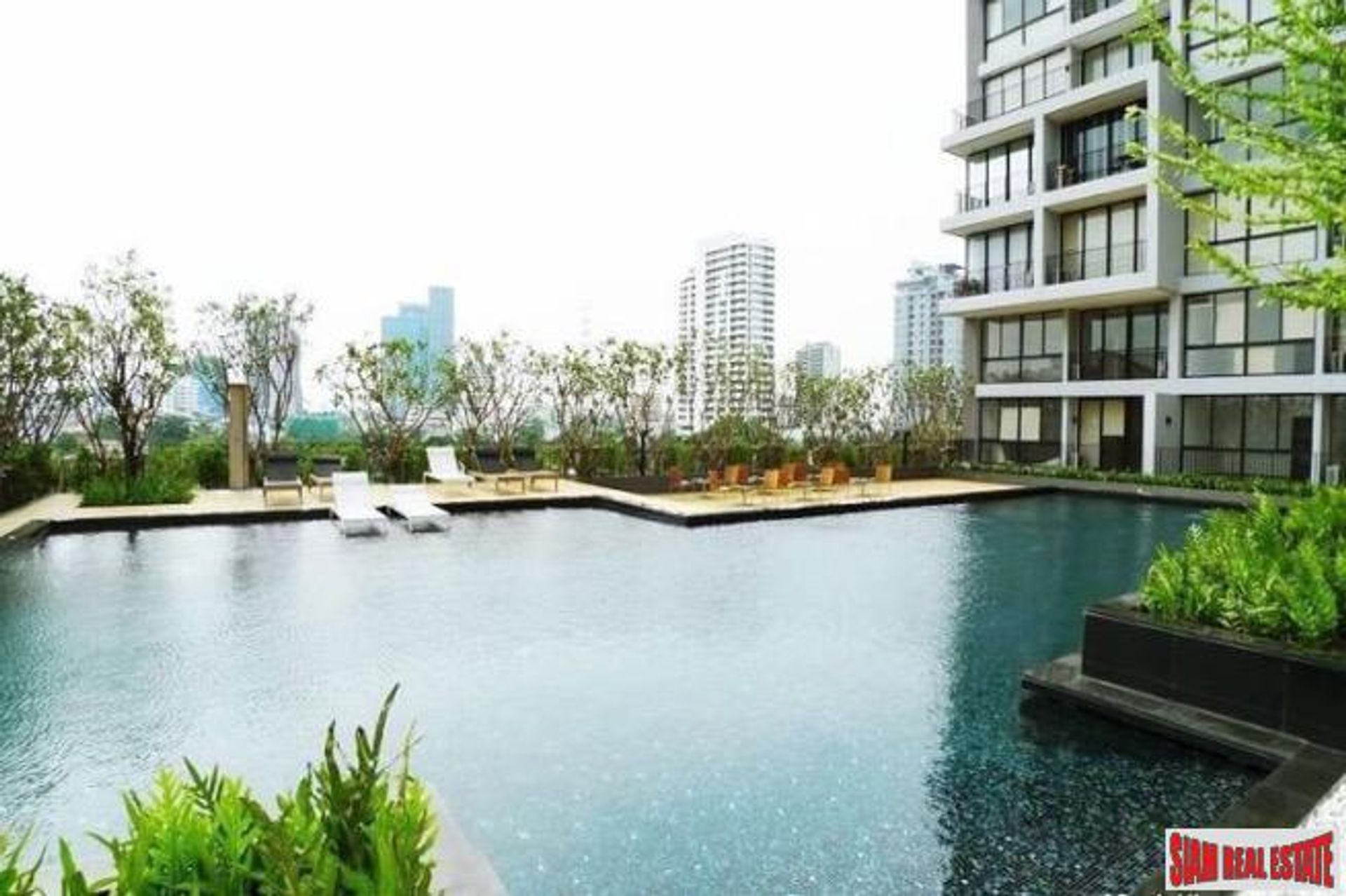 Condominium dans Ban O Pao, Krung Thep Maha Nakhon 11725331