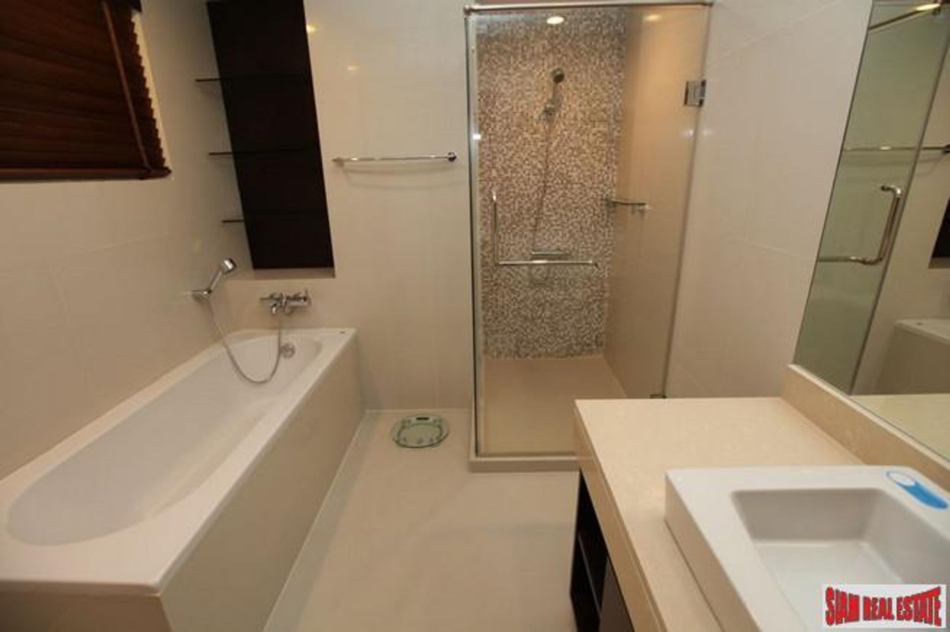 Condominio nel , Krung Thep Maha Nakhon 11725348