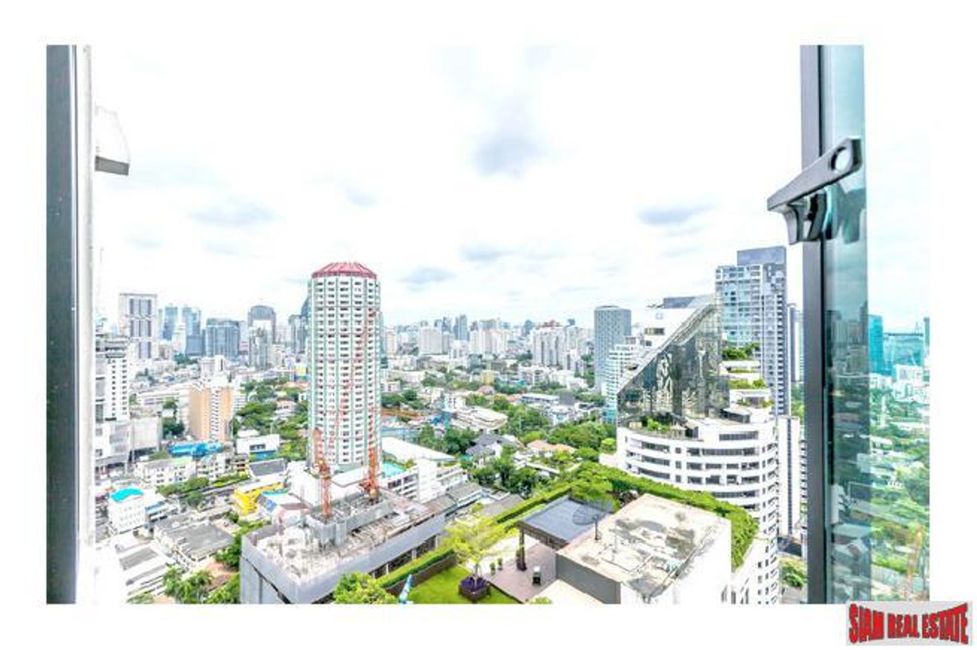 Osakehuoneisto sisään Watthana, Krung Thep Maha Nakhon 11725592