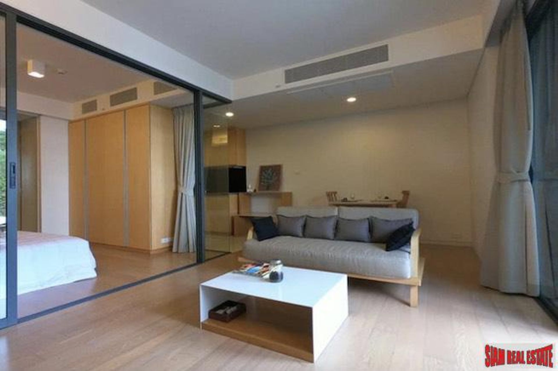 Condominium in Watthana, Krung Thep Maha Nakhon 11725653