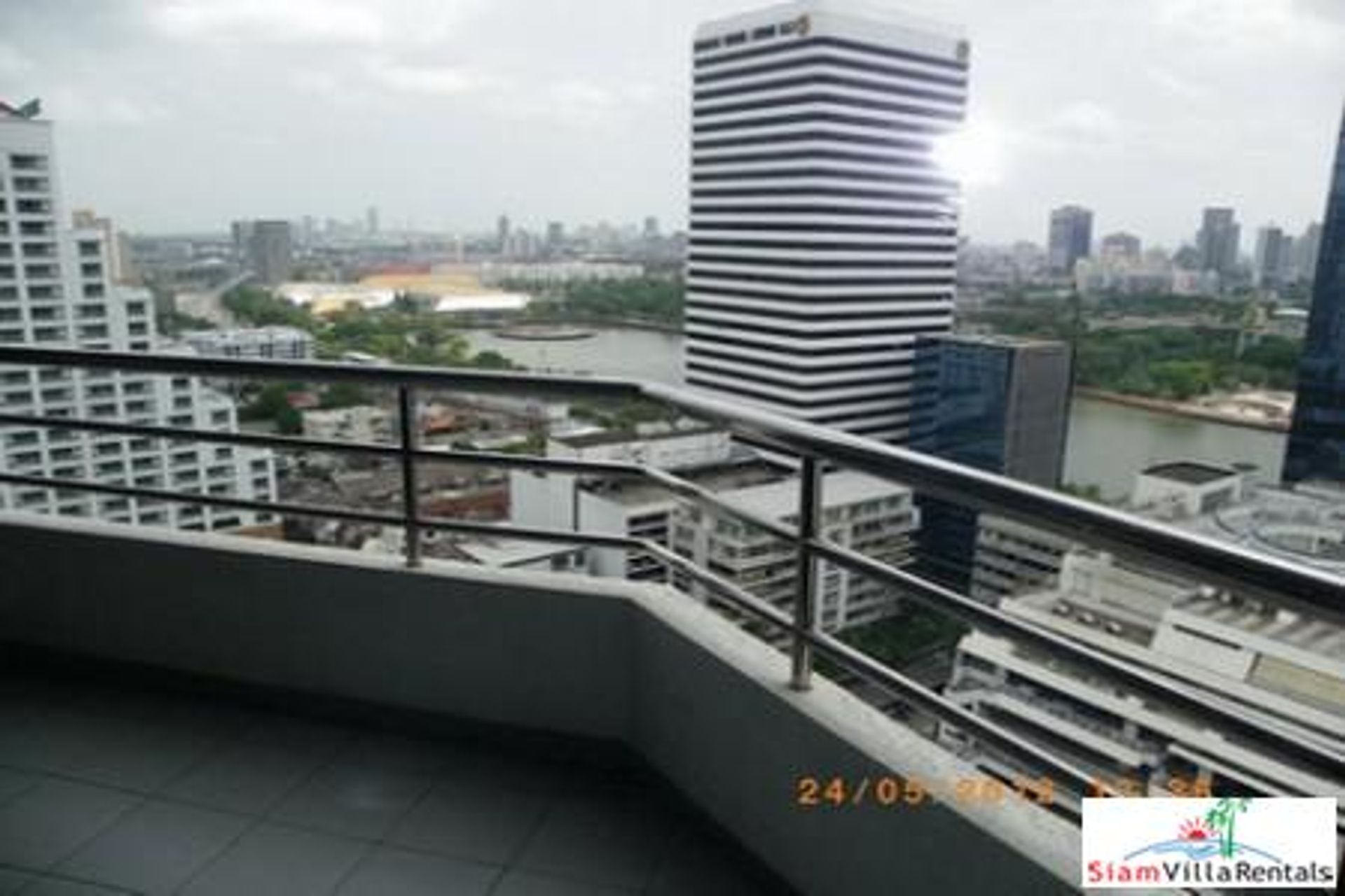 קוֹנדוֹמִינִיוֹן ב באן נה שיר, Krung Thep Maha Nakhon 11725788