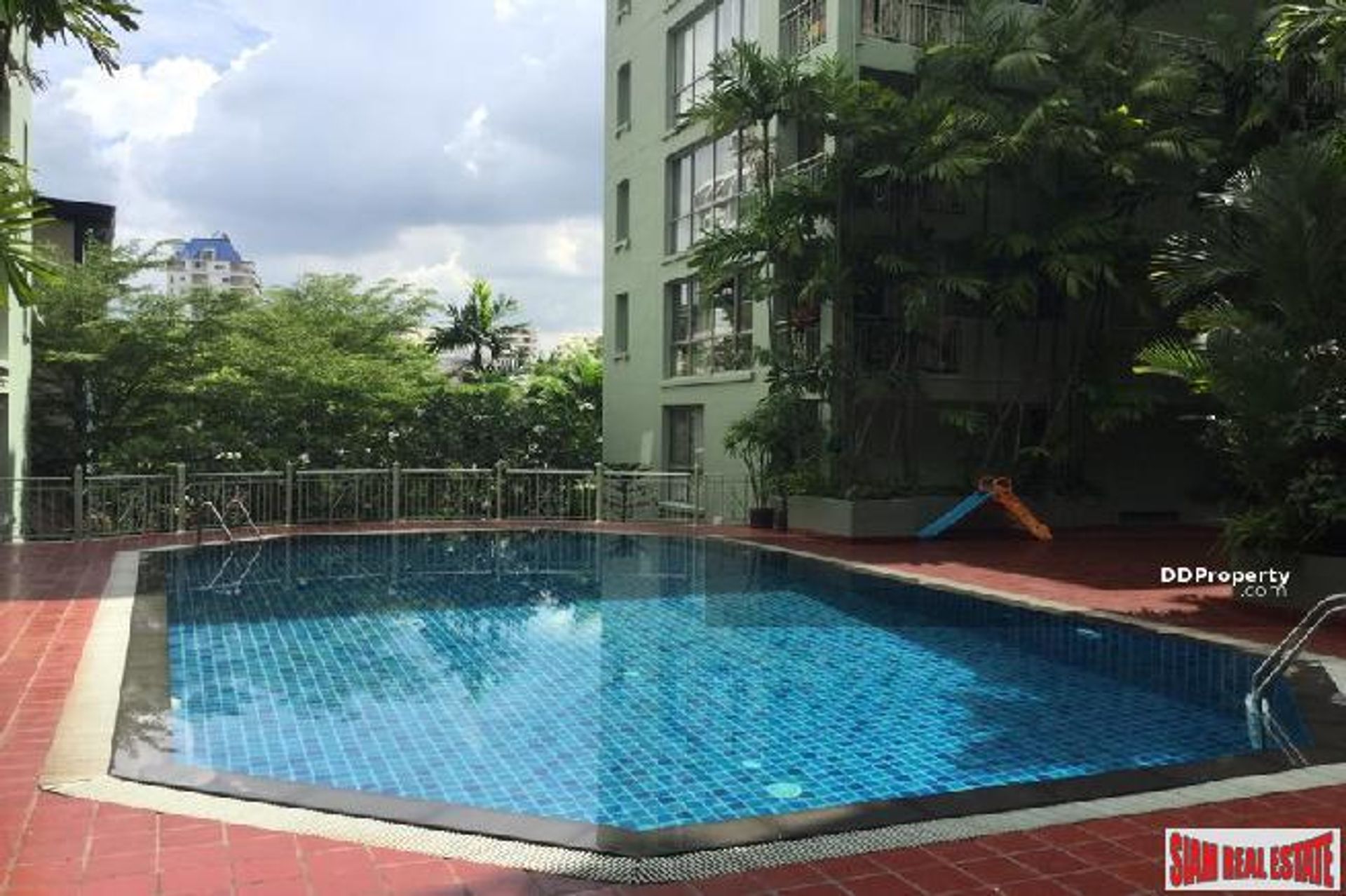 Condominio nel , Krung Thep Maha Nakhon 11725834