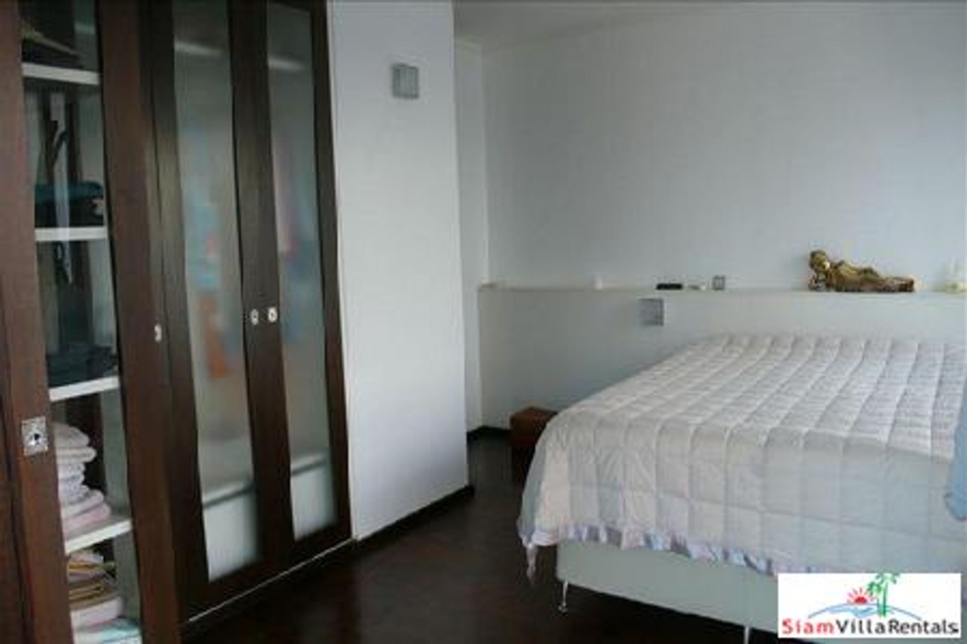 Condominio en Bang Rak, Krung Thep Maha Nakhon 11725930