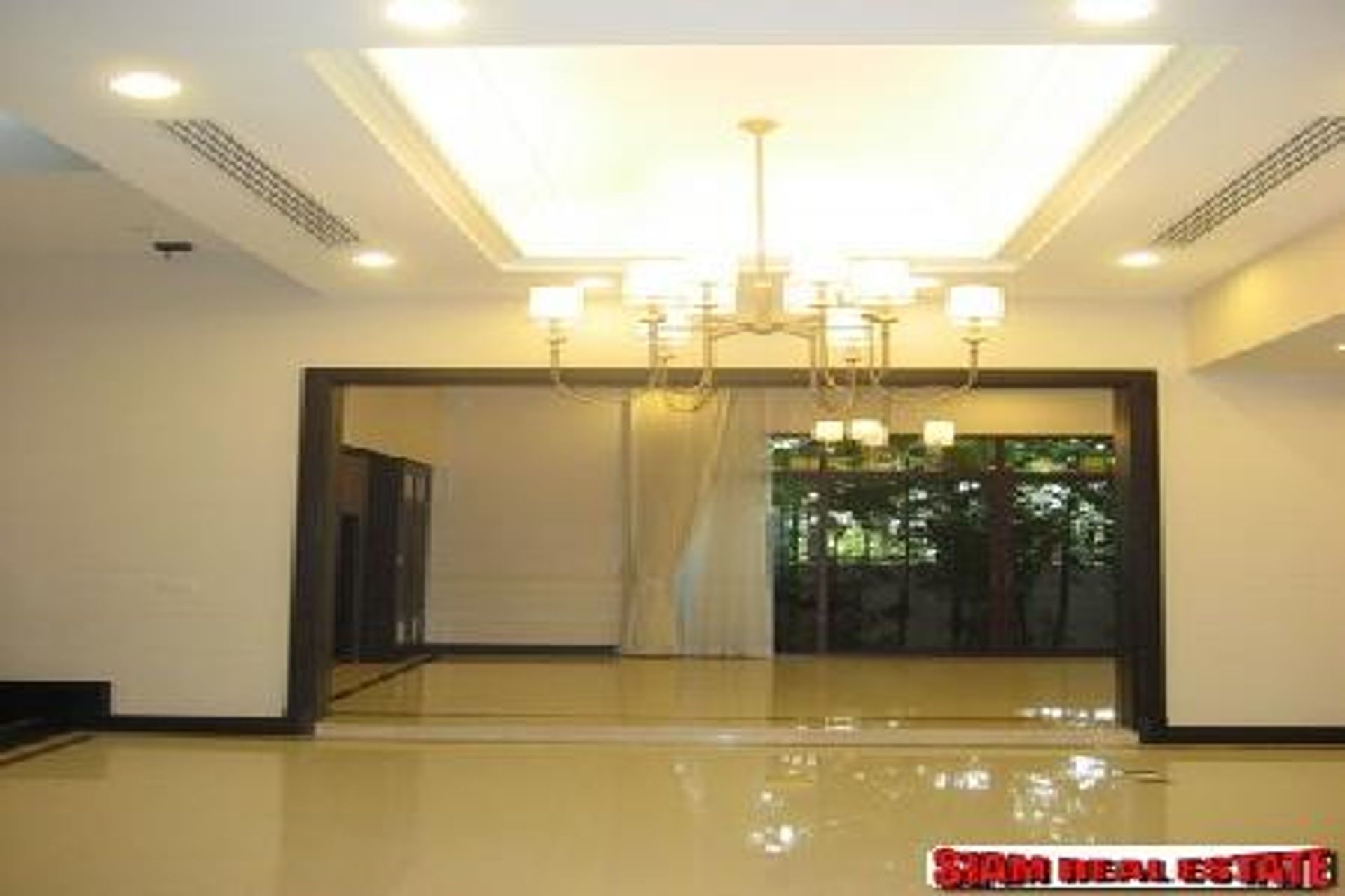 House in Din Daeng, Krung Thep Maha Nakhon 11725944