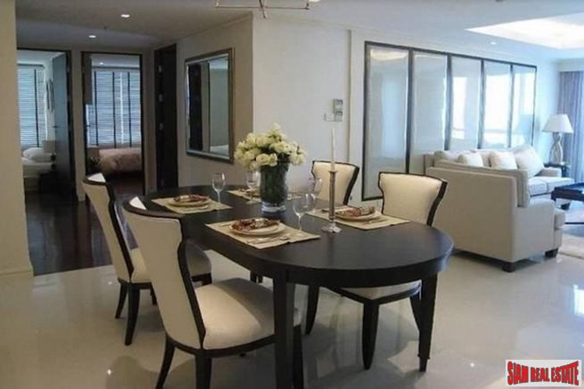 Condominium in Samphanthawong, Krung Thep Maha Nakhon 11726021