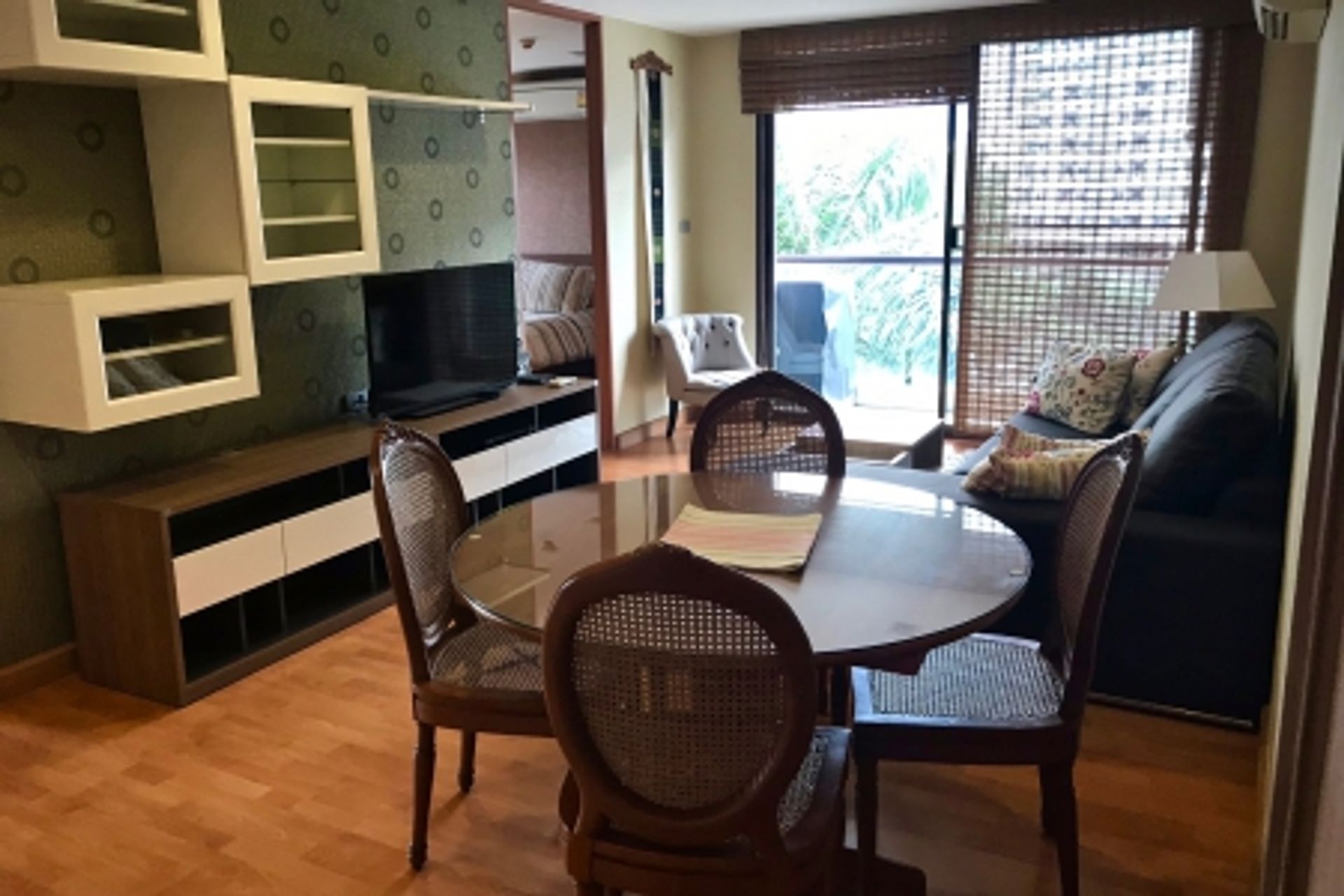 Condominium in Ban Na Lied, Krung Thep Maha Nakhon 11726113