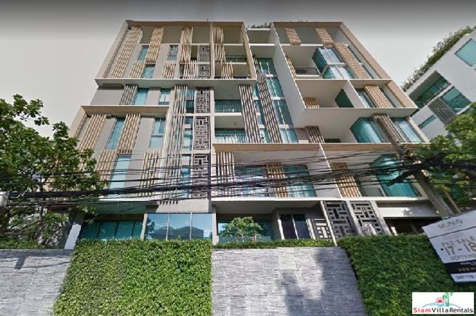 Condominium in Watthana, Krung Thep Maha Nakhon 11726167