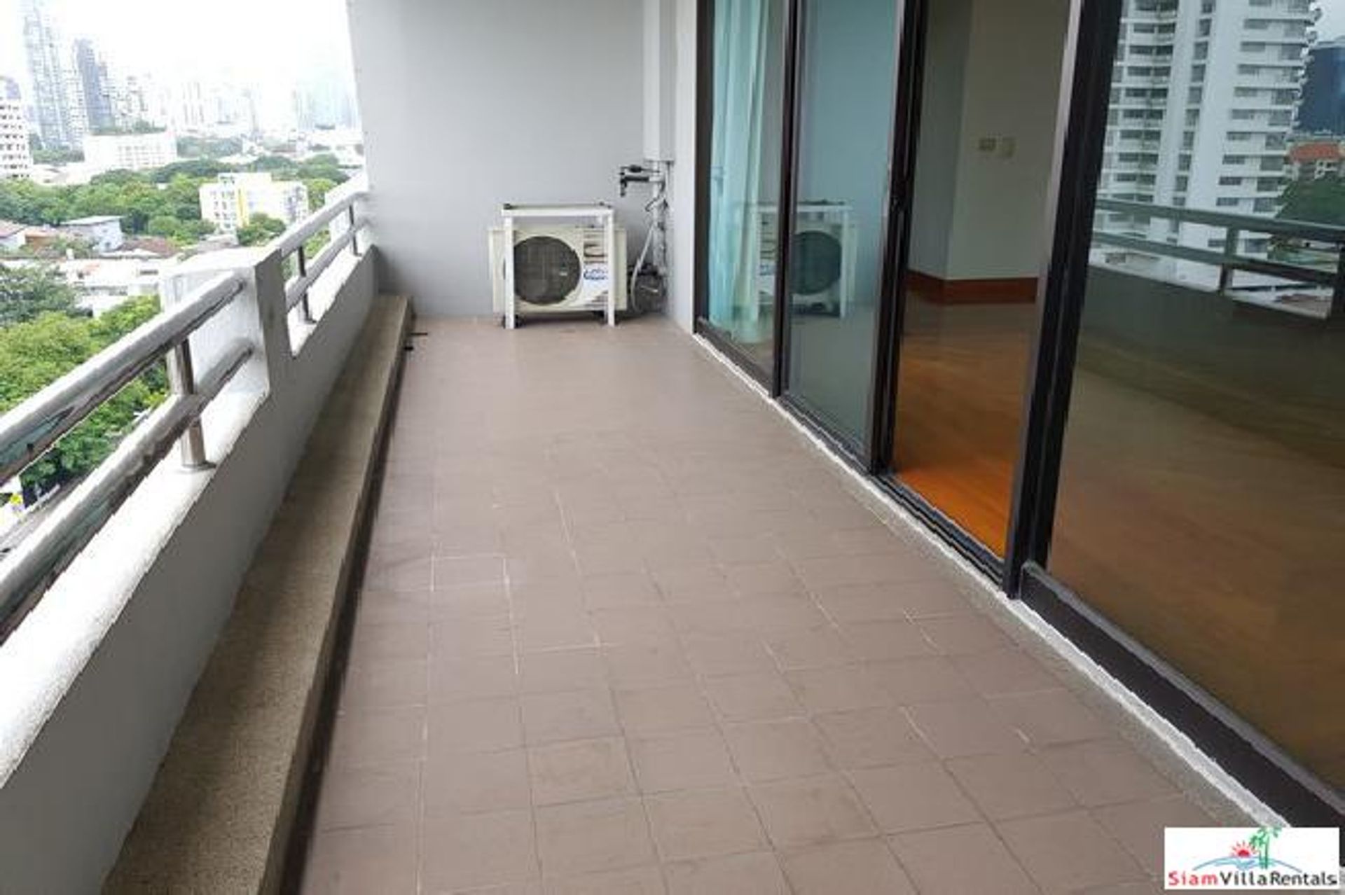 Condominium dans Watthana, Krung Thep Maha Nakhon 11726188