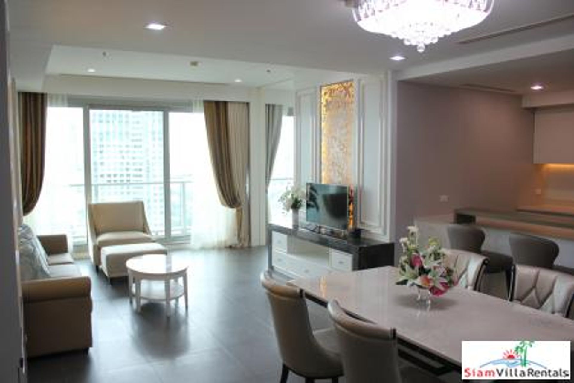 Condominium in Bang Rak, Krung Thep Maha Nakhon 11726191