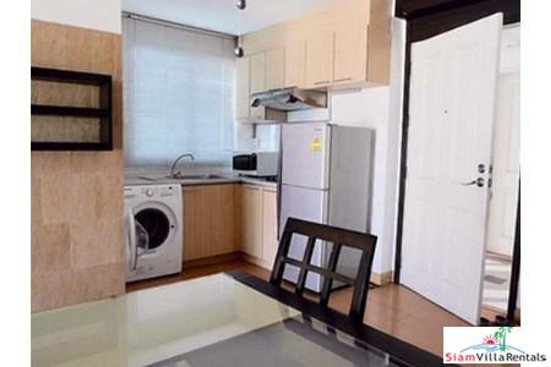 Condominium in Watthana, Krung Thep Maha Nakhon 11726209