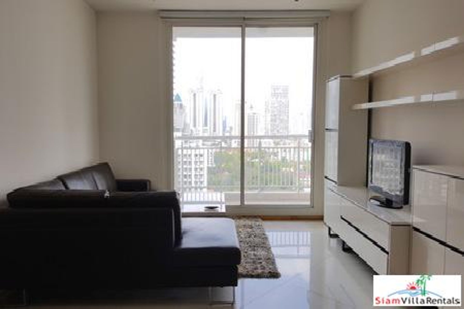 Condominium in Bang Rak, Krung Thep Maha Nakhon 11726320