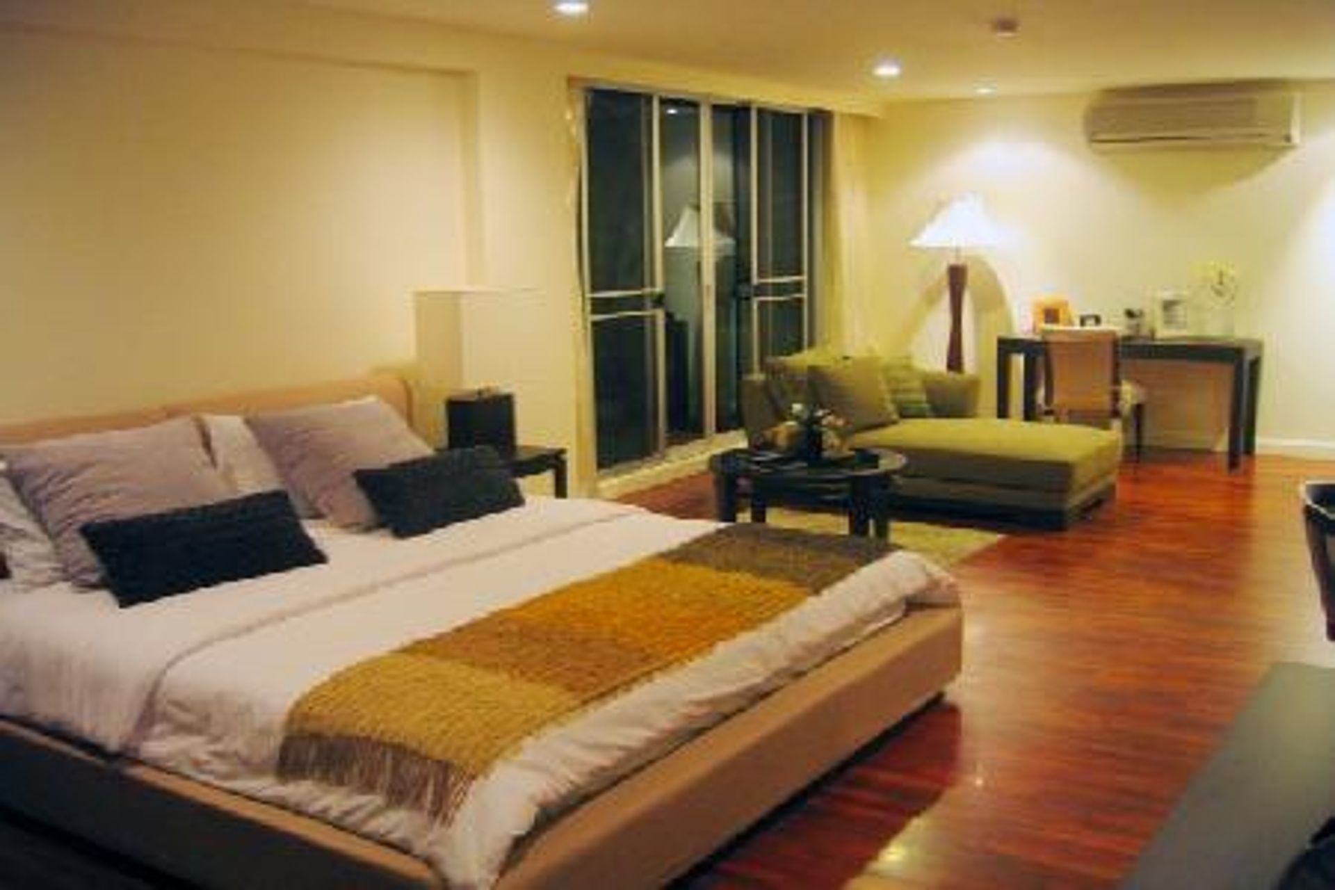 Condominium dans Bang Rak, Krung Thep Maha Nakhon 11726375