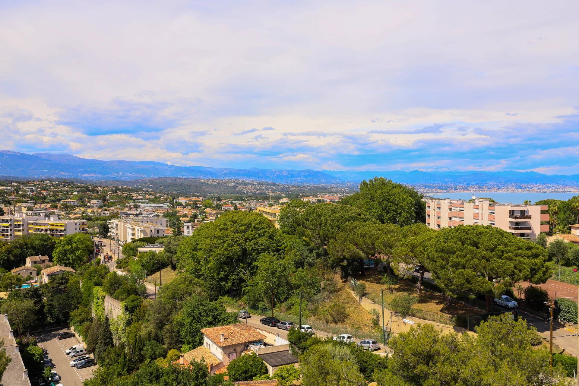 公寓 在 Antibes, Alpes-Maritimes 11726512