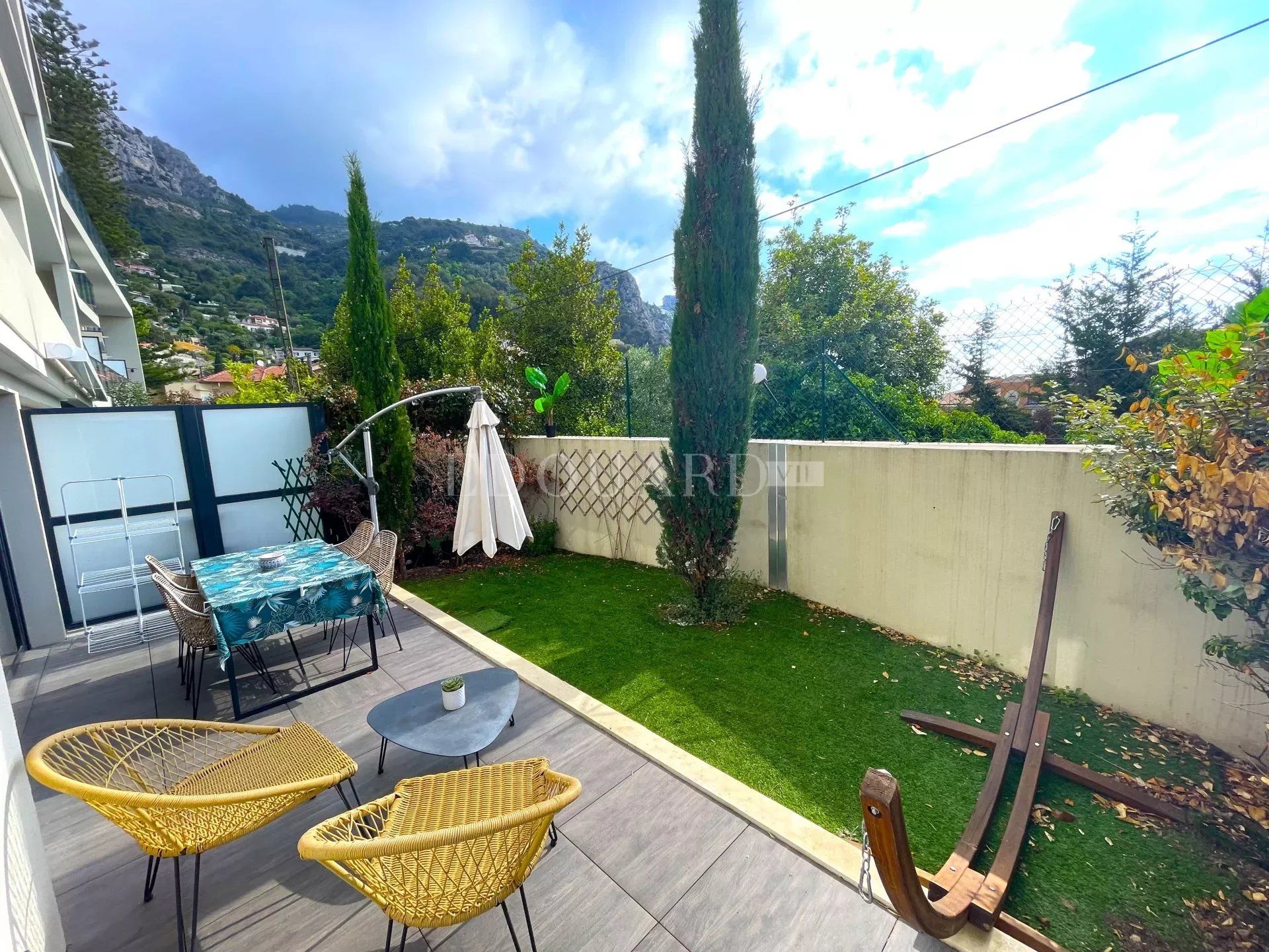 Condominio en Beausoleil, Alpes-Maritimes 11726548